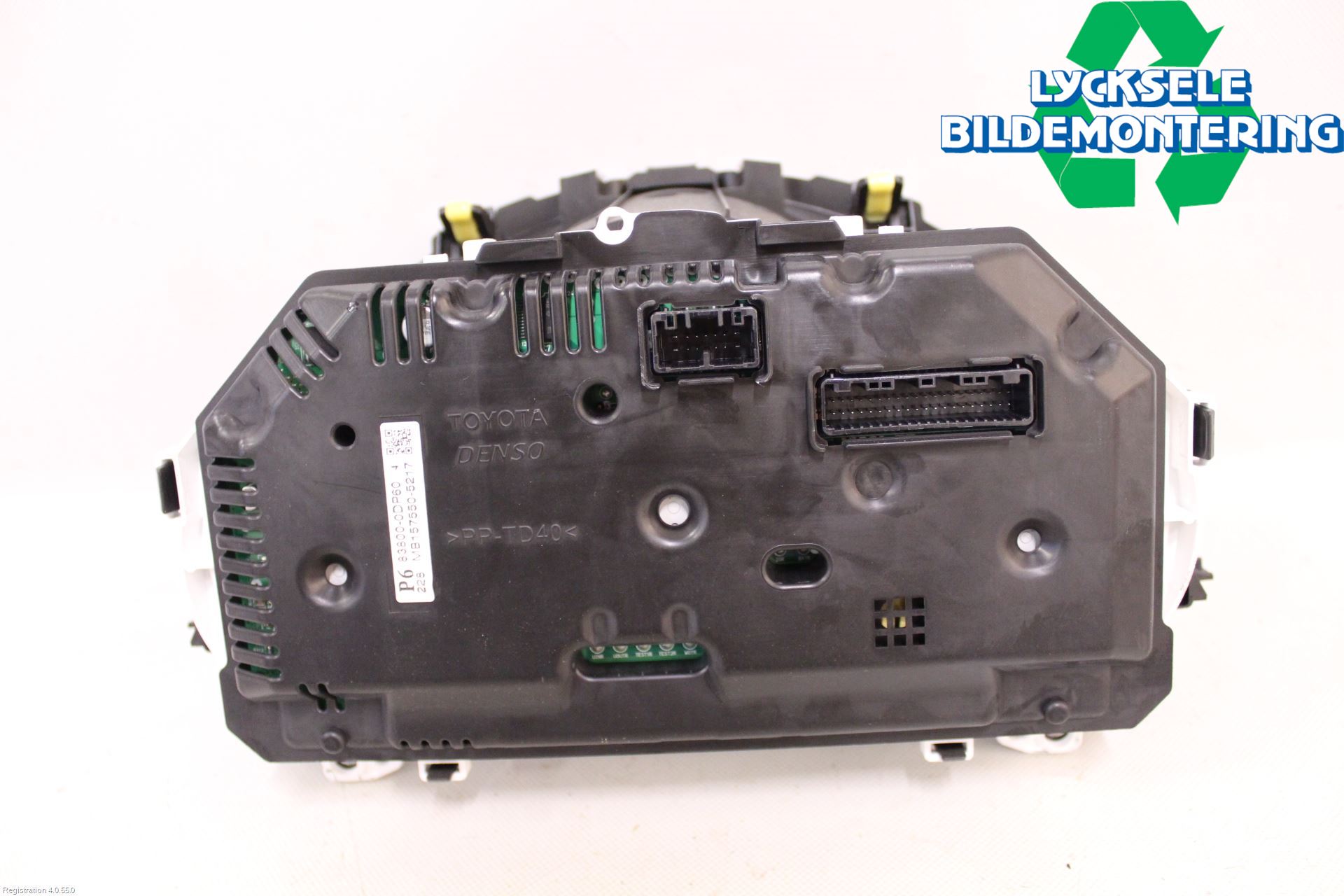 Toyota YARIS XP130 12-14 Instrument Komb