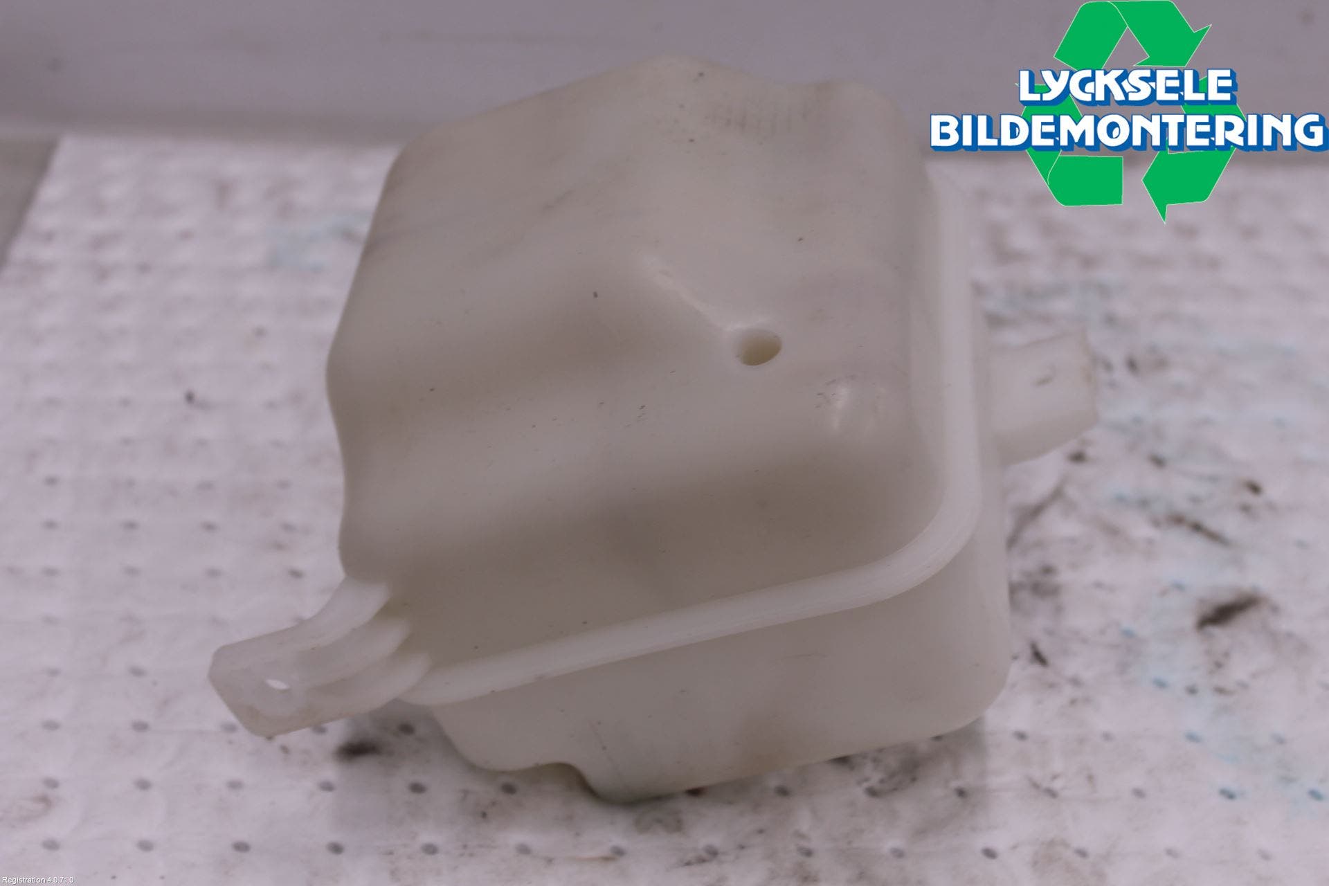 Kia SPORTAGE (SL) 11-15 Expansionstank