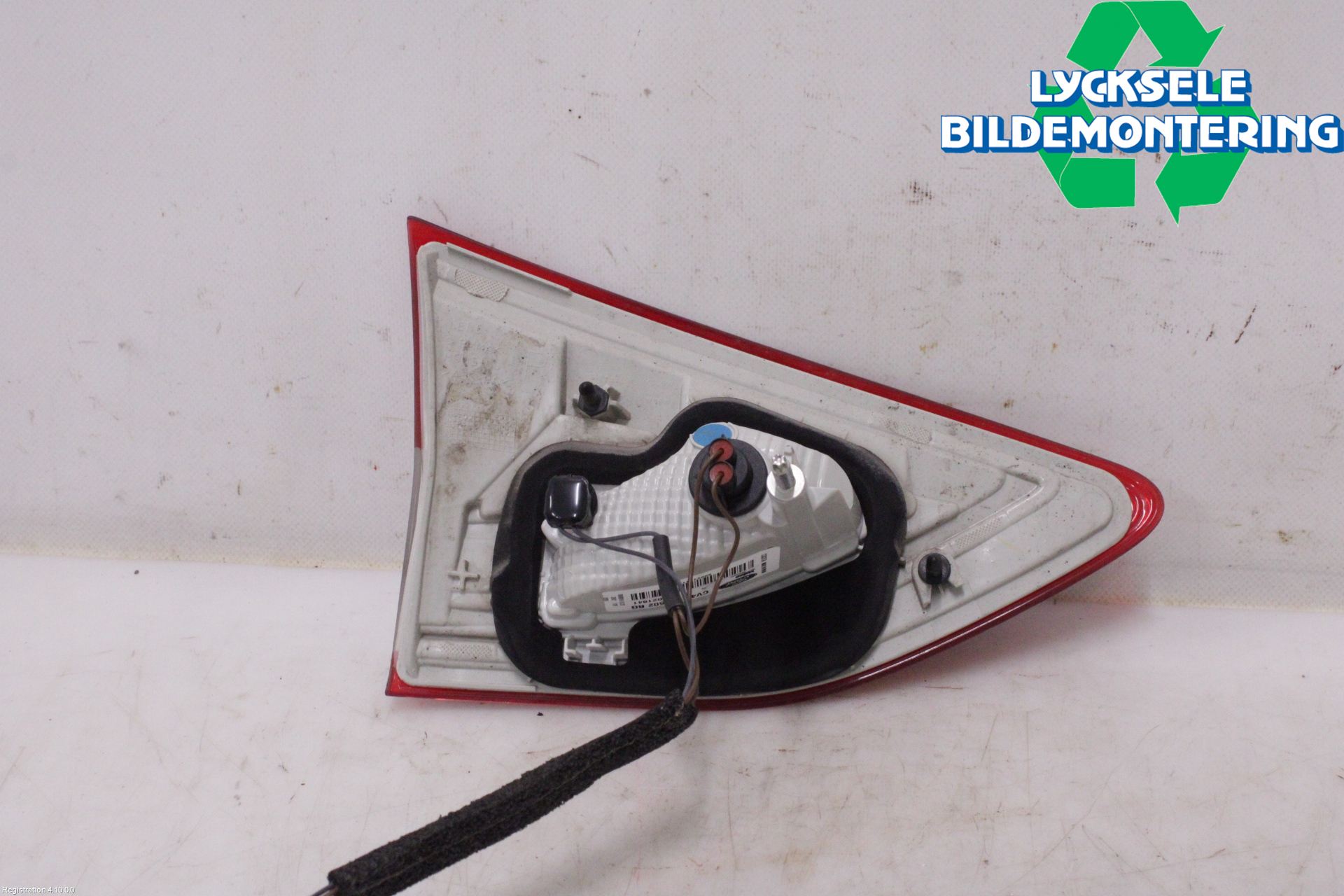 Ford KUGA 13-16 Bakljus Lucka Hö