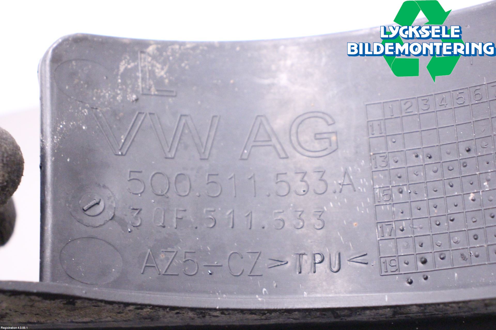 Volkswagen VW TIGUAN 16-24 Stänkskydd