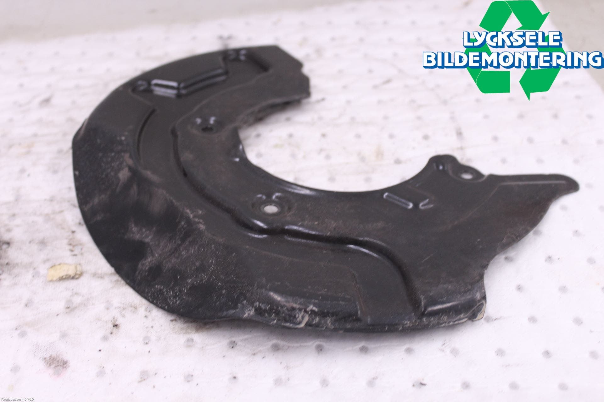 Volkswagen VW T-CROSS 19- Bromssköld Fram