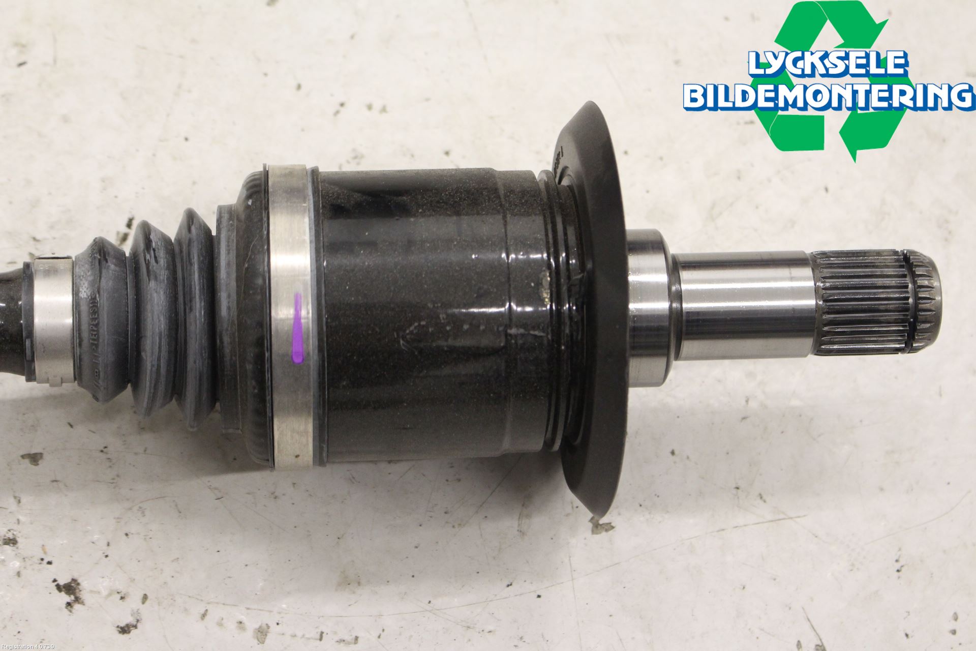 BMW 3 G20/G21/G80/G81 19- Drivaxel Bak Höger