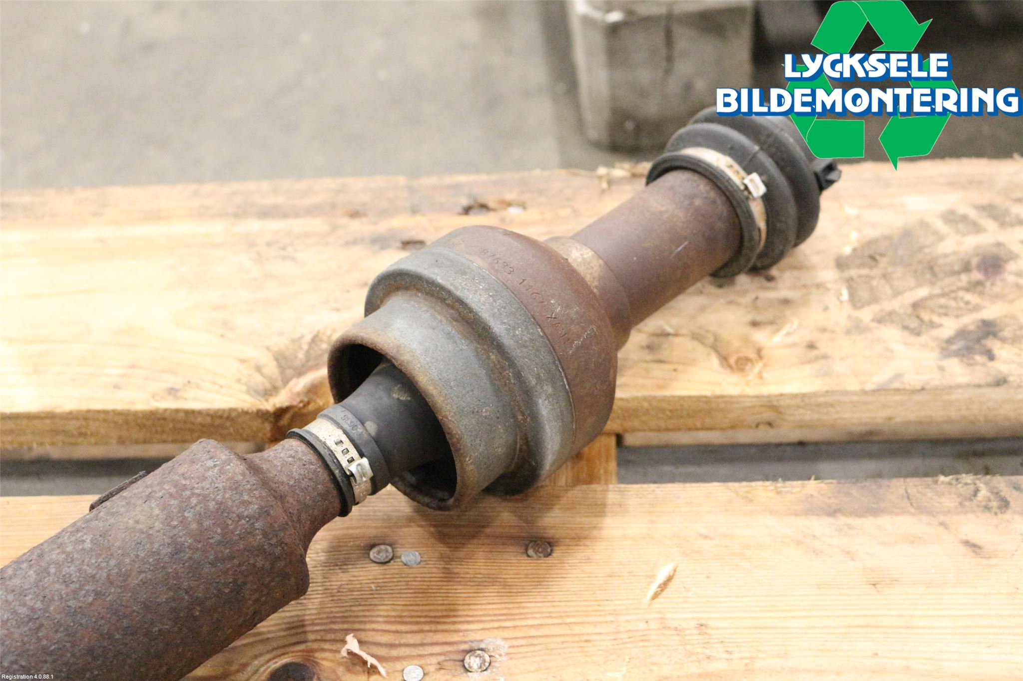 Dodge PICK UP RAM 81- Mellanaxel Främre 4Wd