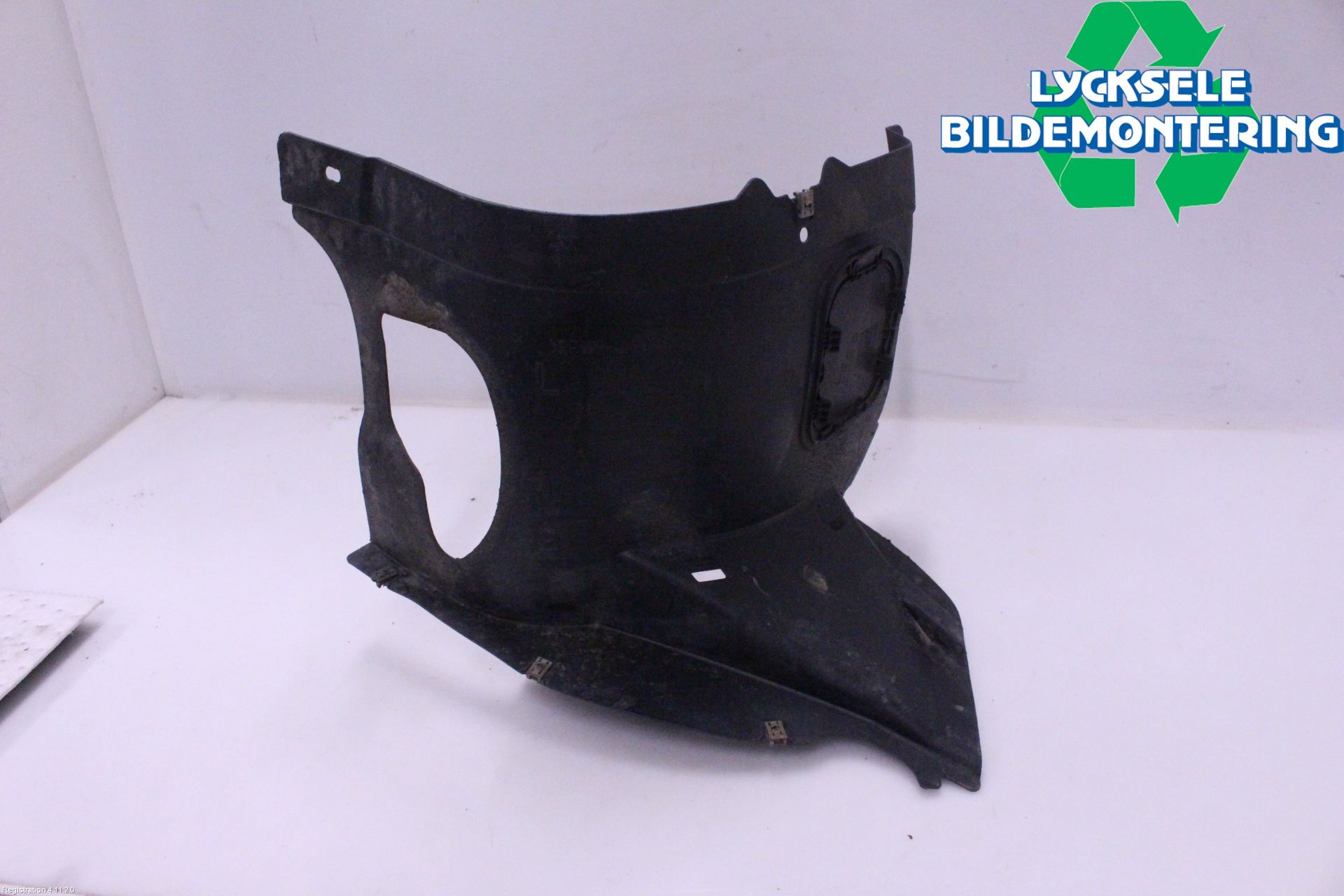 Volkswagen VW GOLF / E-GOLF VII 13-20 Skärm Inner