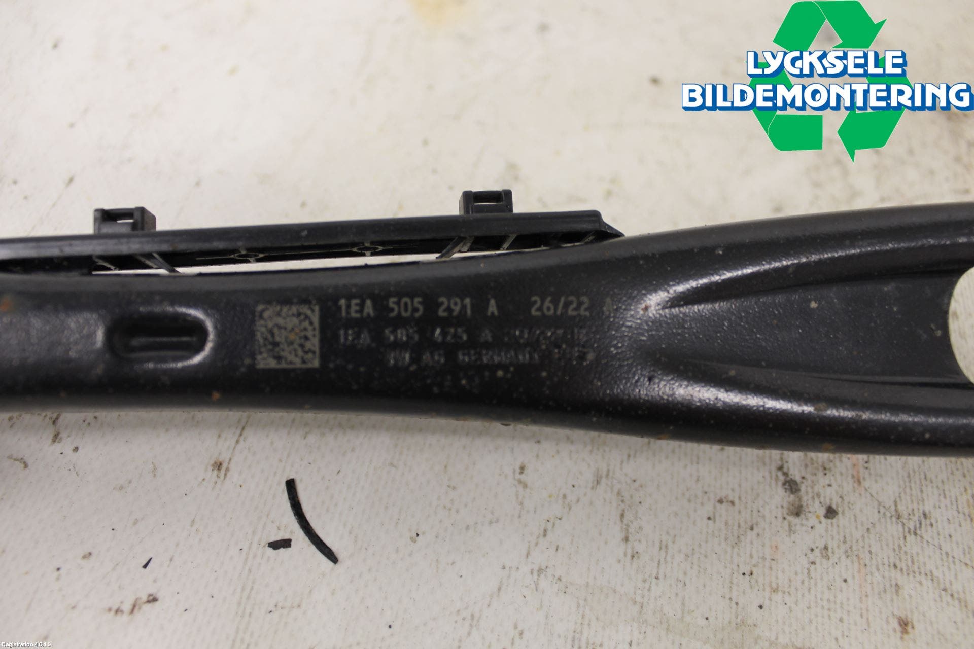 CUPRA BORN 22- Bärarm Bak Vänster