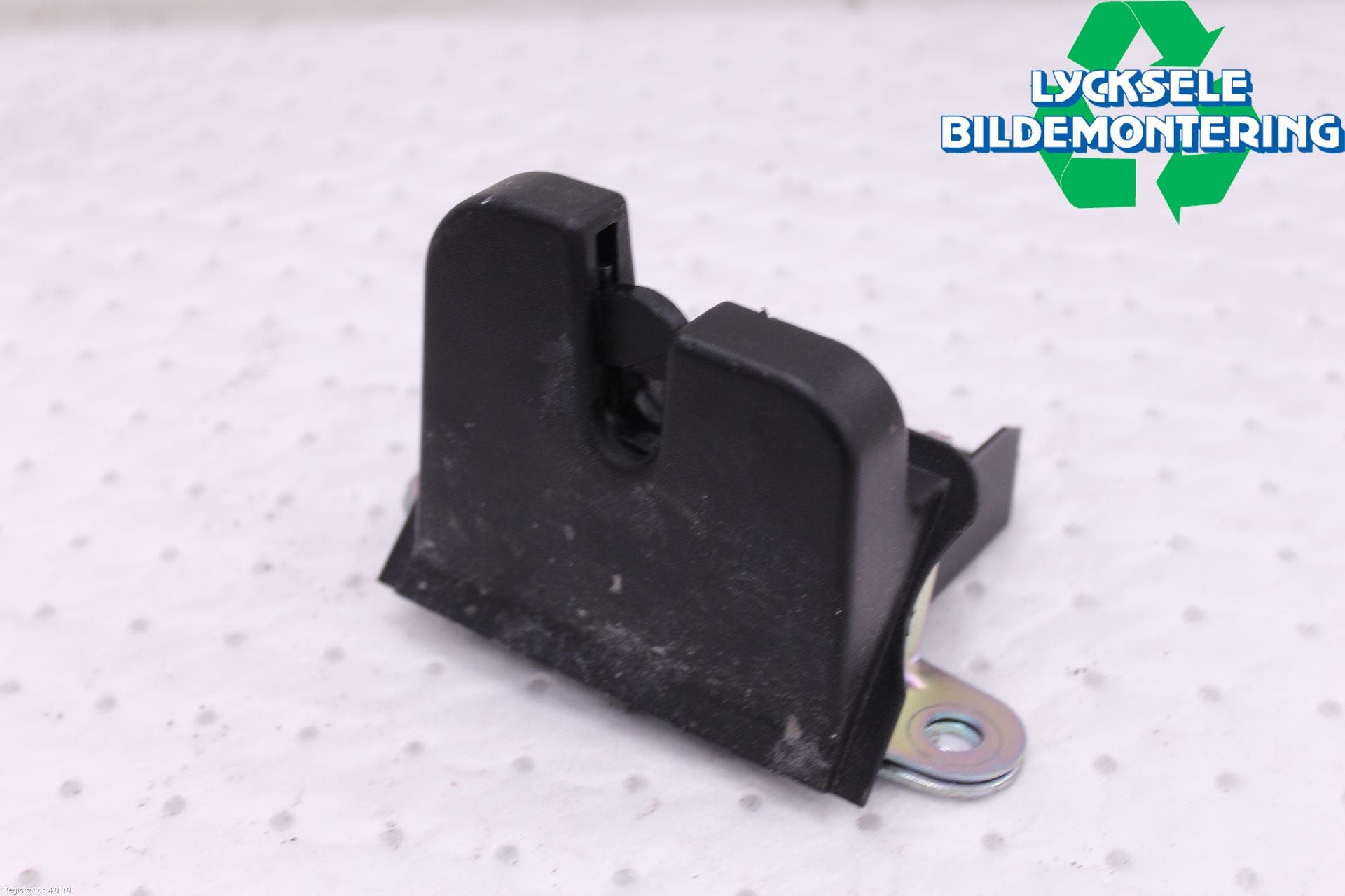 Audi A1 19- Låskista Baklucka