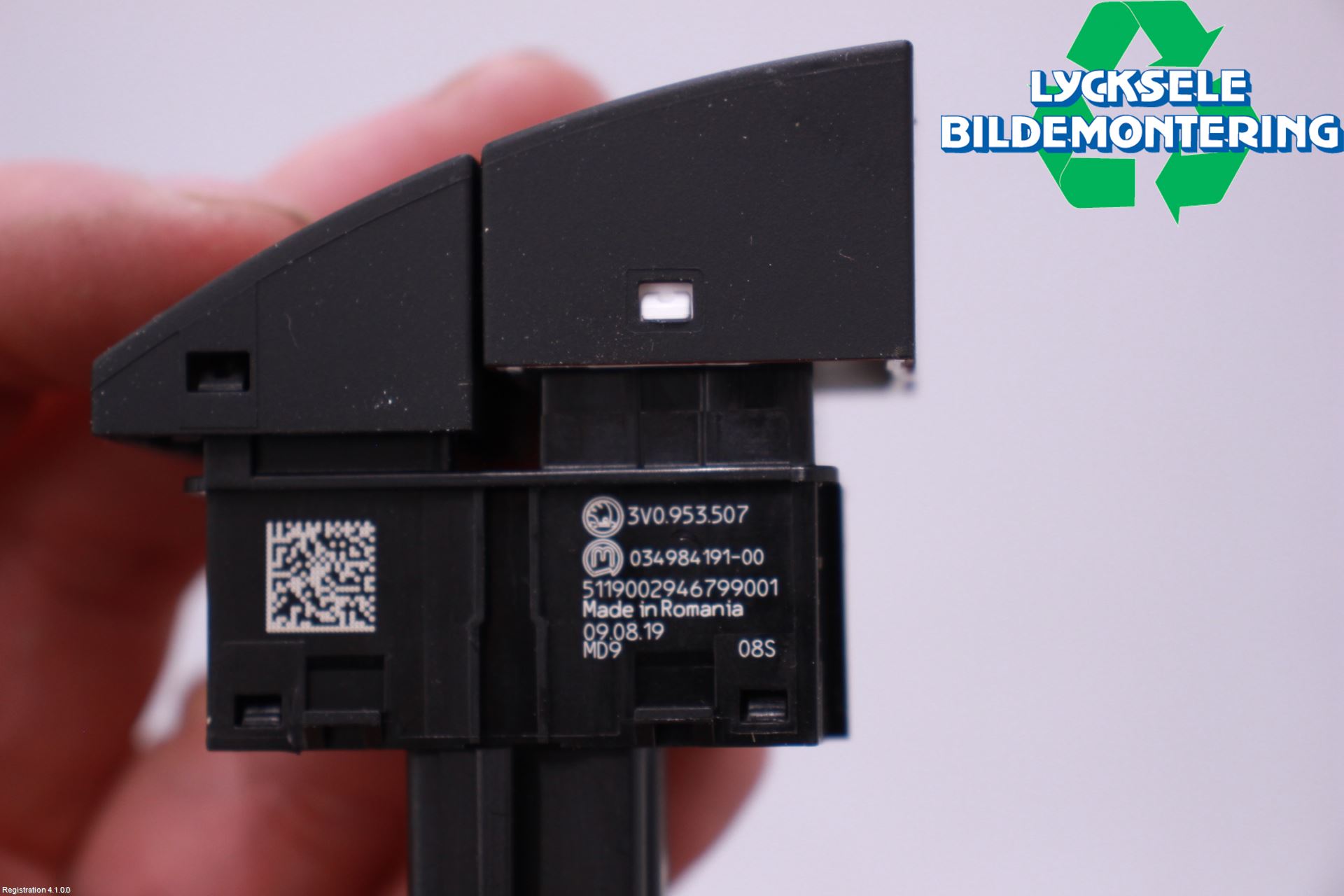 Skoda SUPERB 16-24 Strömställare Varnings