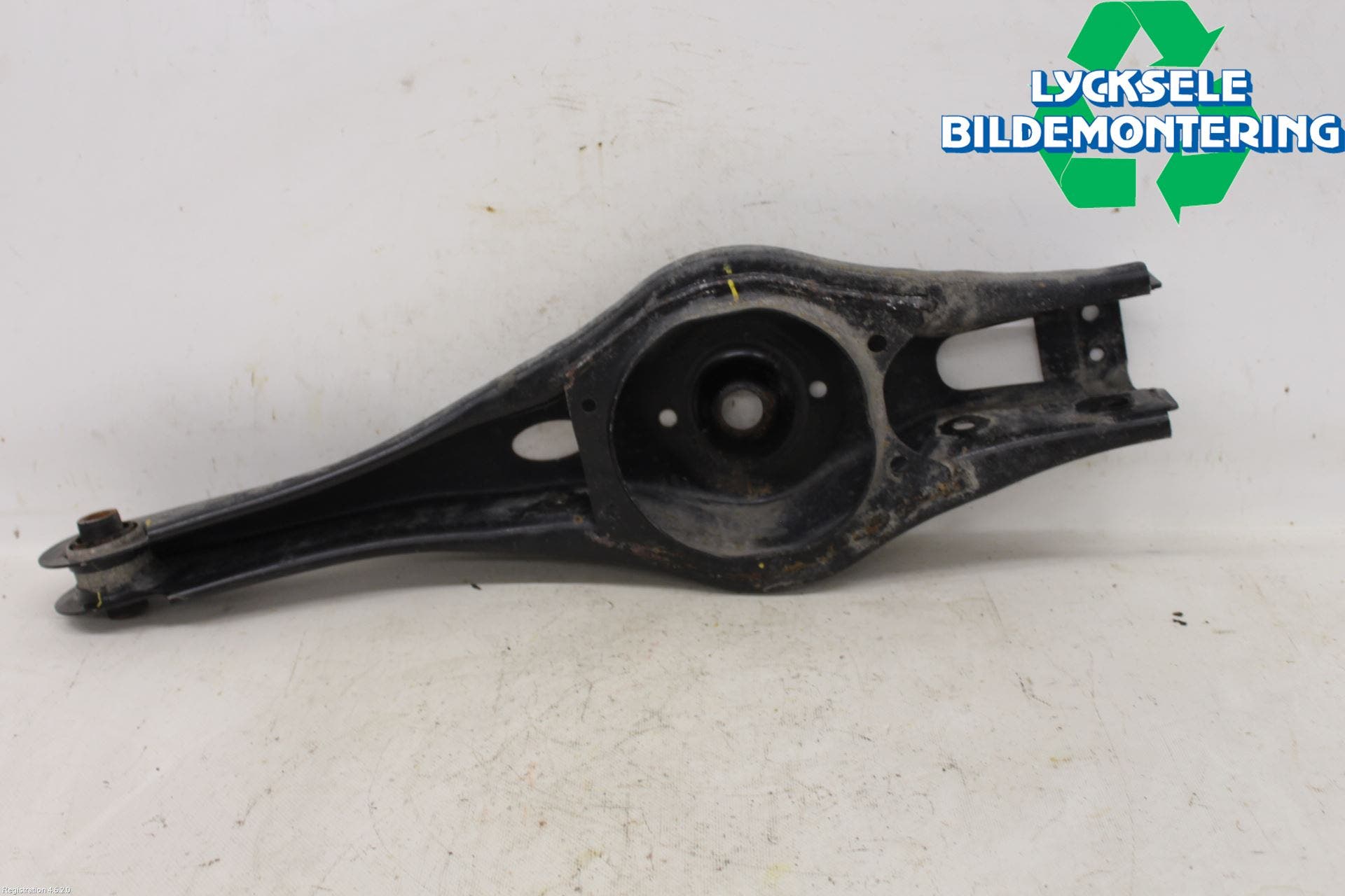 Kia NIRO (DE) 17-22 Bärarm Bak Höger