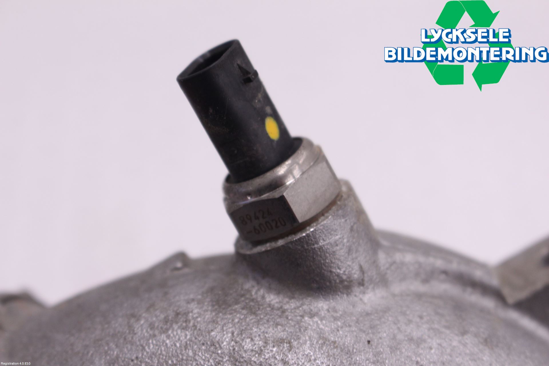 Toyota HILUX 16- Injspjällhus