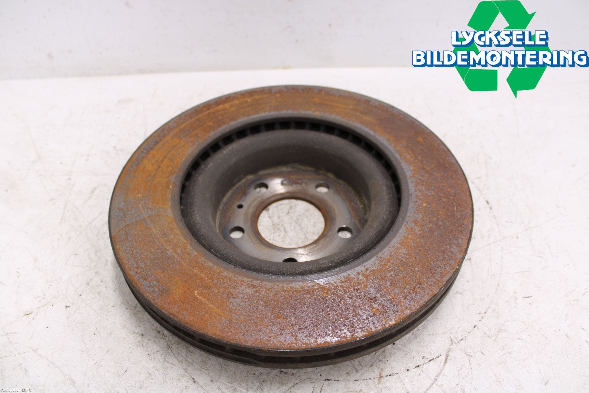 Audi A4/S4 B9 20- Bromsskiva Fram