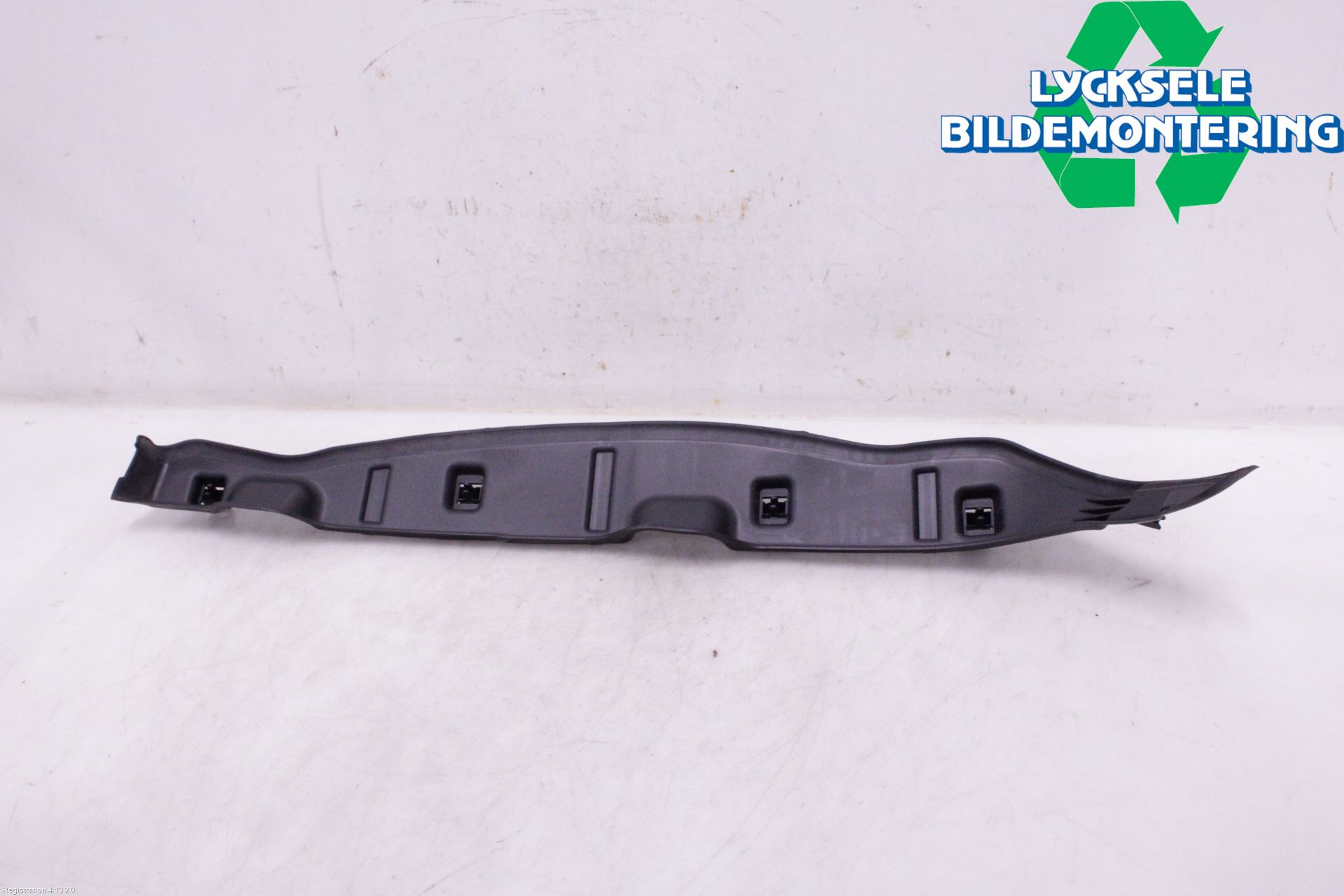BMW 5 G30/G31/F90 17-23 Skärm Hörn Utfyllnad Fram