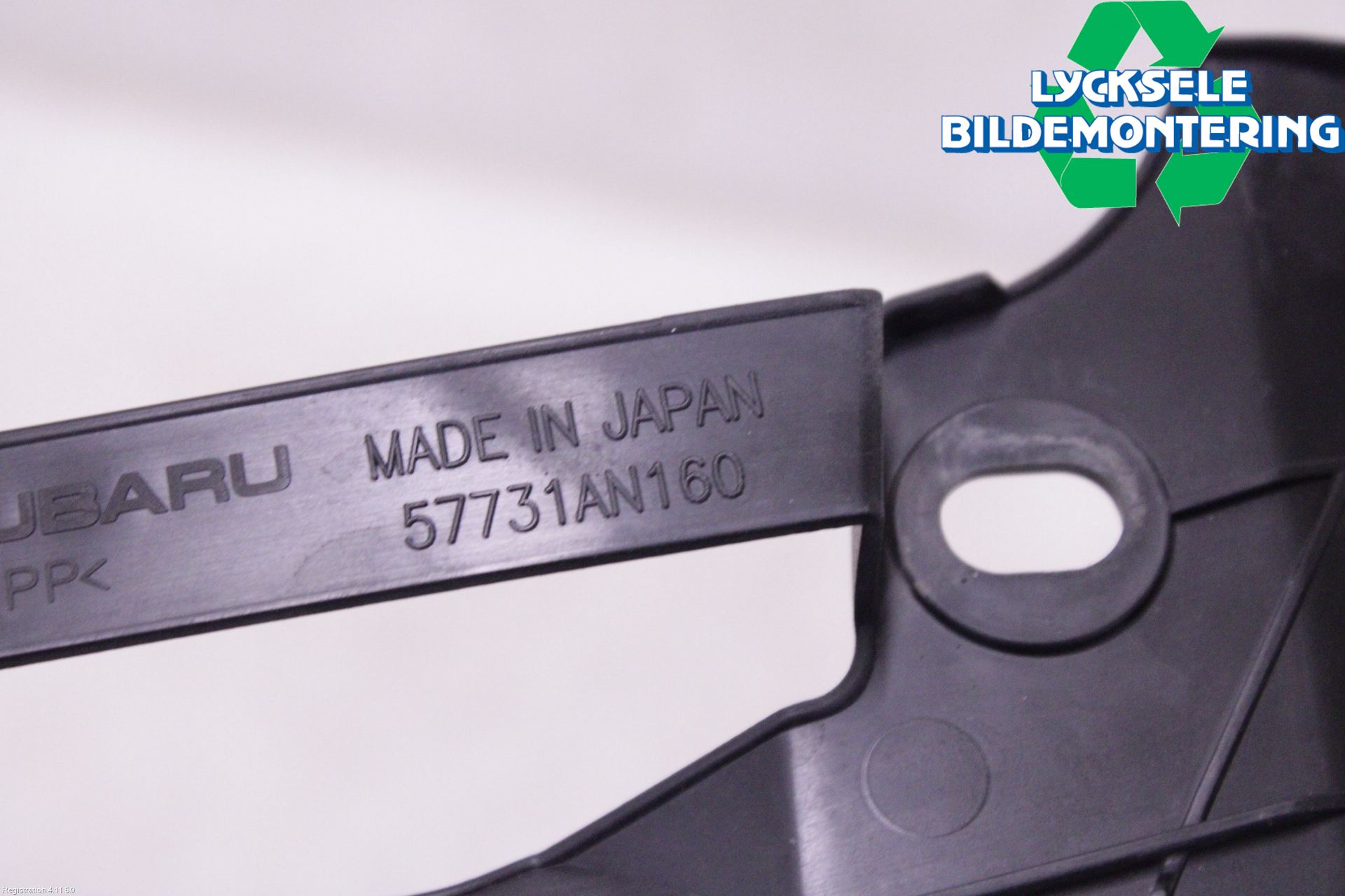 Subaru OUTBACK 21- Täckplast Front