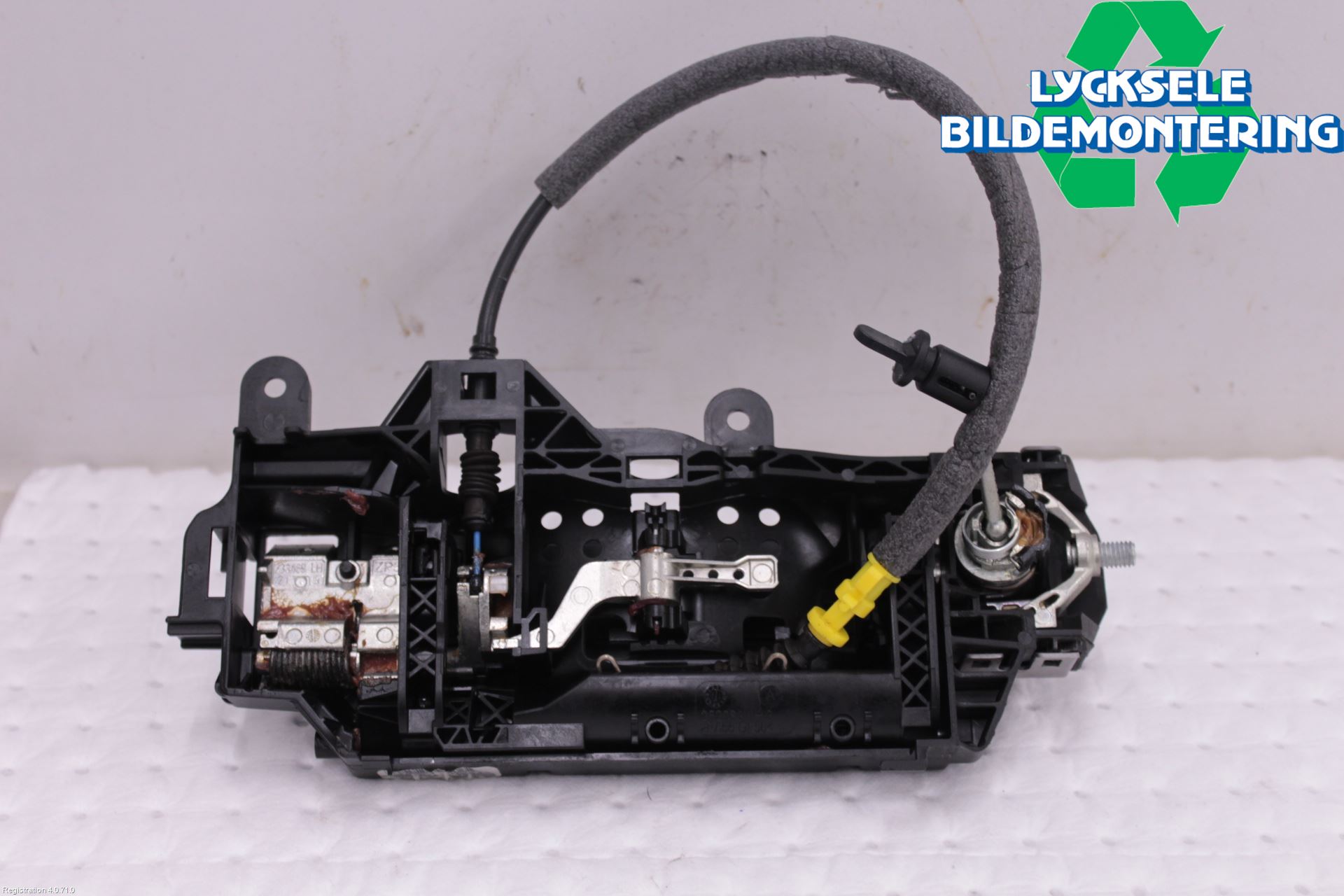 Audi A4/S4 B9 20- Dörrhandtag Yttre Vä