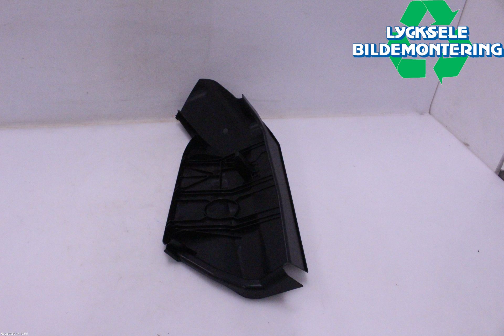 Volkswagen VW T-ROC 18- Torpedplåt-Torpedplast