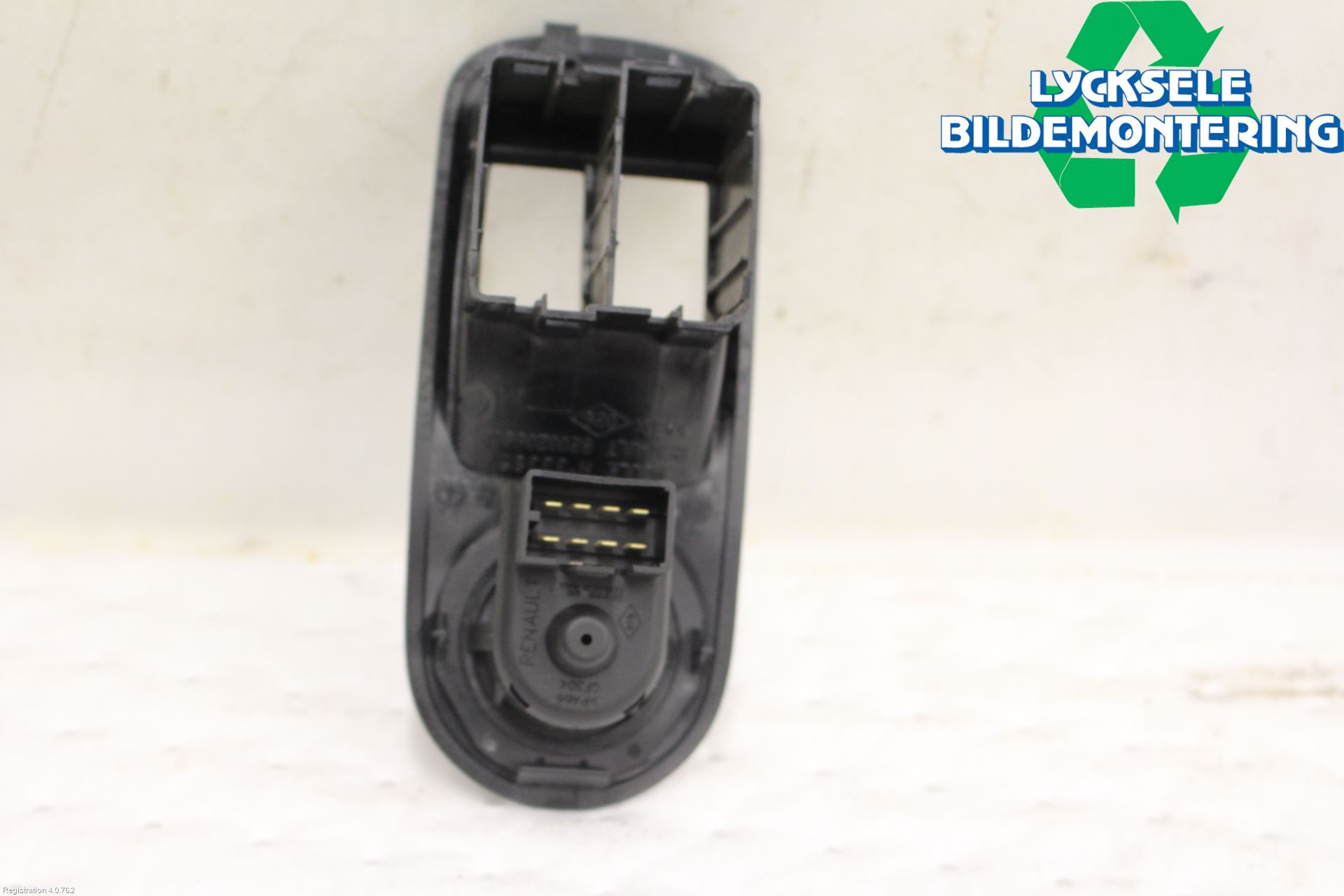 Renault MASTER III  04-10 Strömställare Spegel