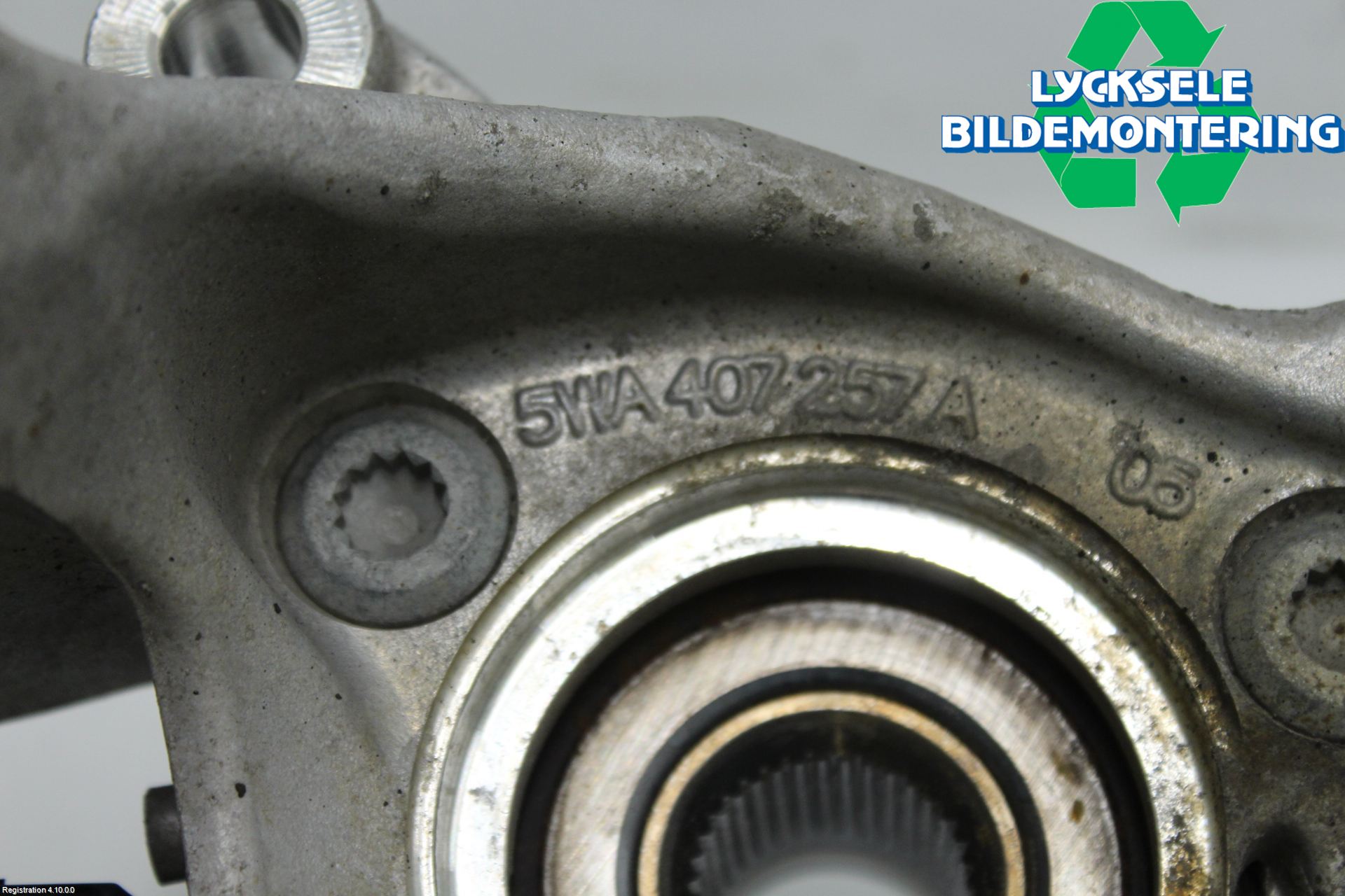 Skoda OCTAVIA (5E) 13-20 Styrspindel Lagerhus Vä