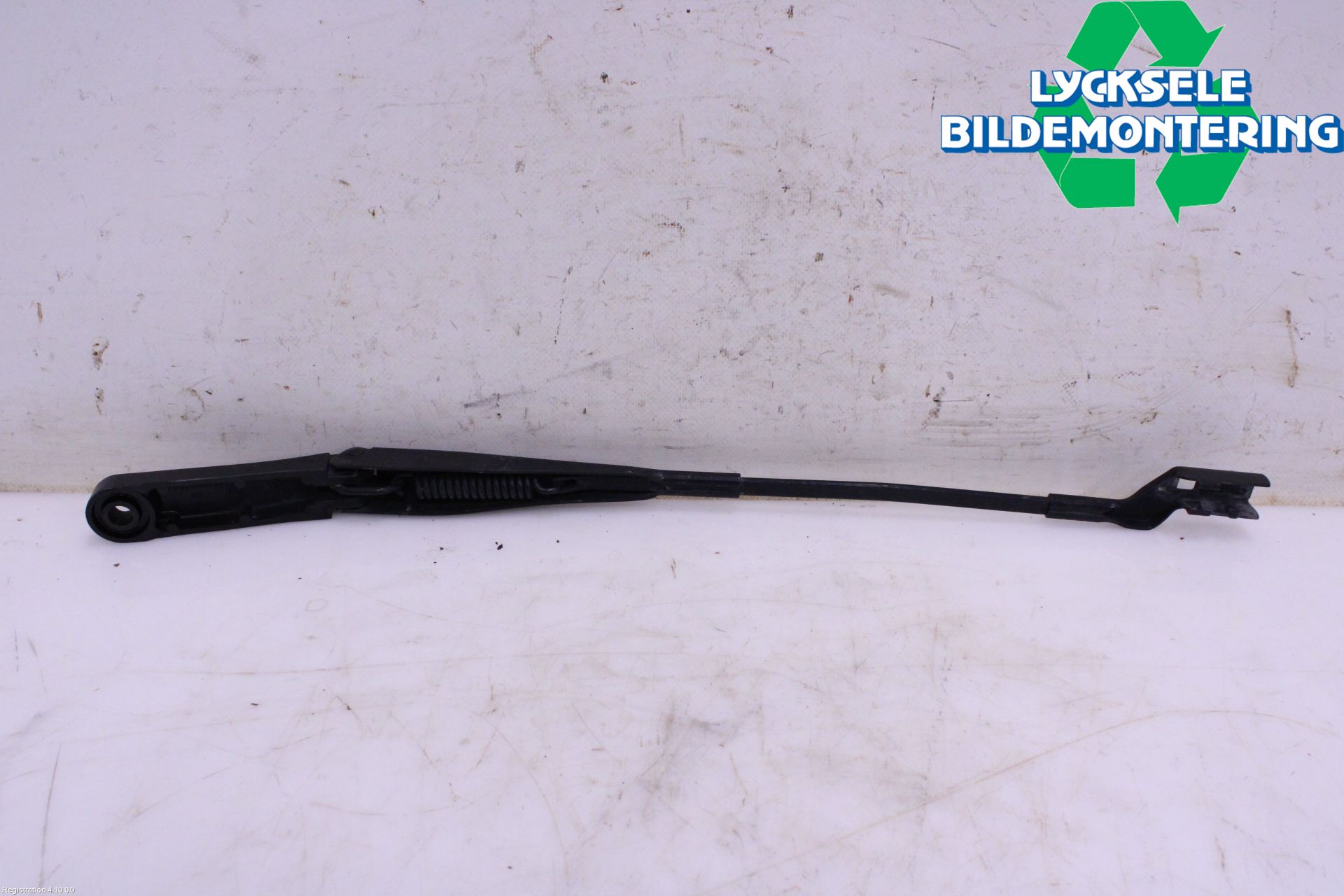 Volkswagen VW AMAROK 2H 10-22 Torkararm Armar Vindruta
