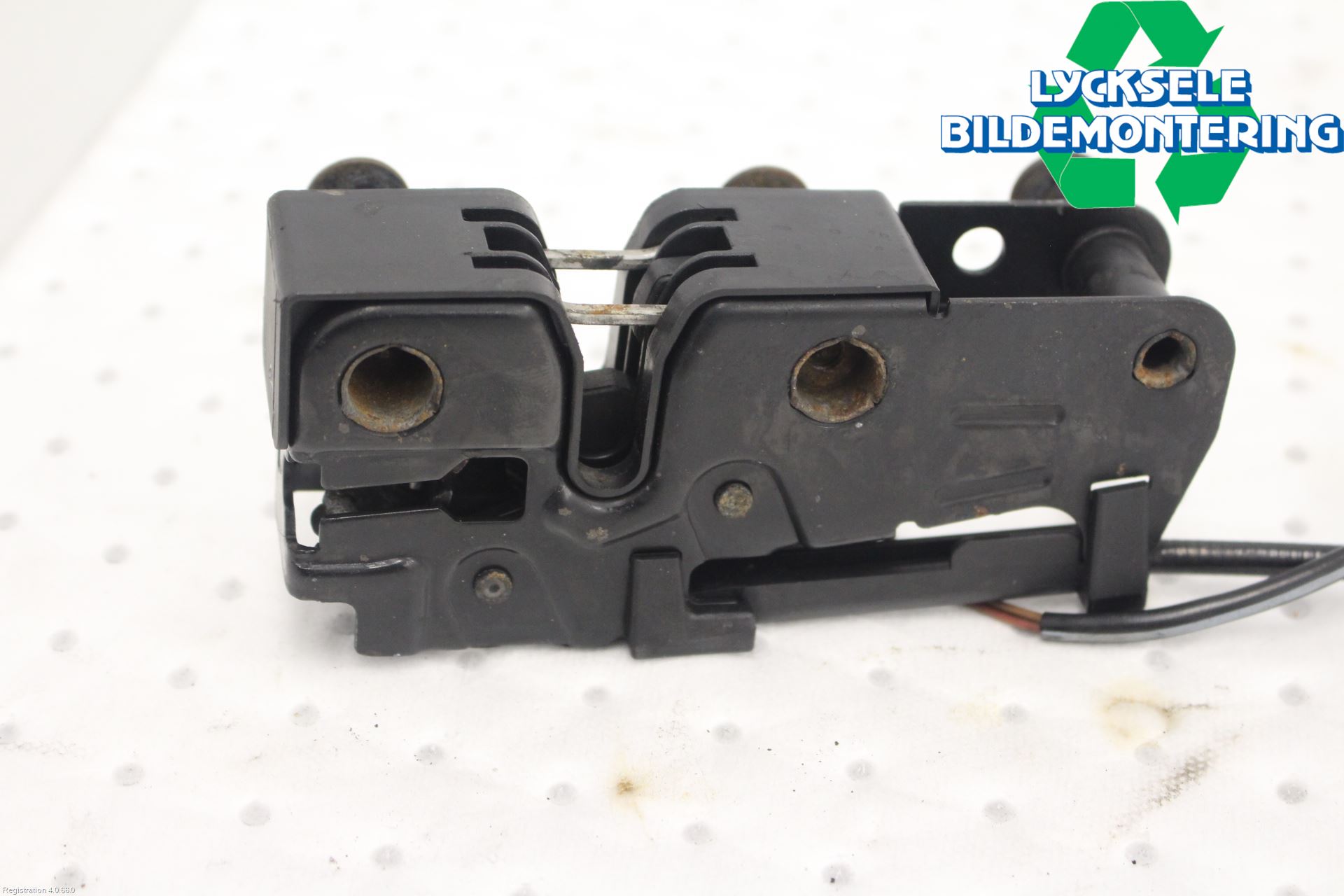 Audi A5 07-16 Huvlås