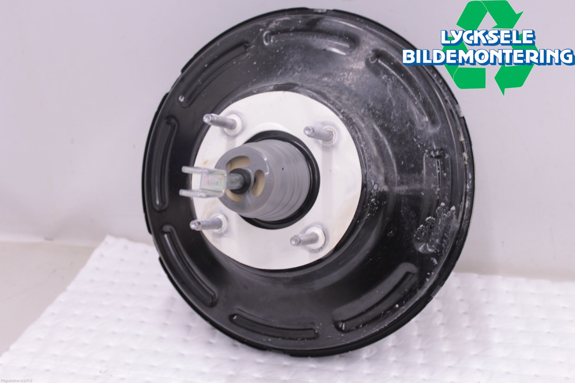 Ford FOCUS 19- Bromsservo