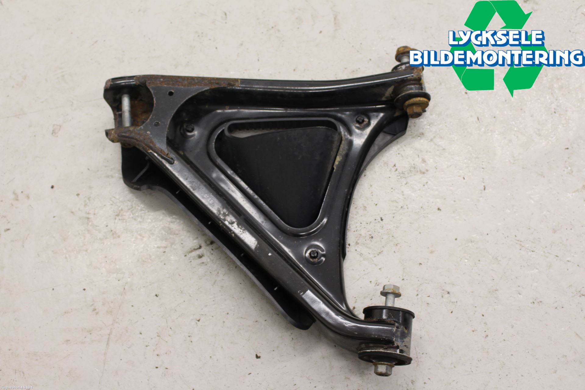 Volkswagen VW TOUAREG 7P 11-18 Bärarm Bak Höger