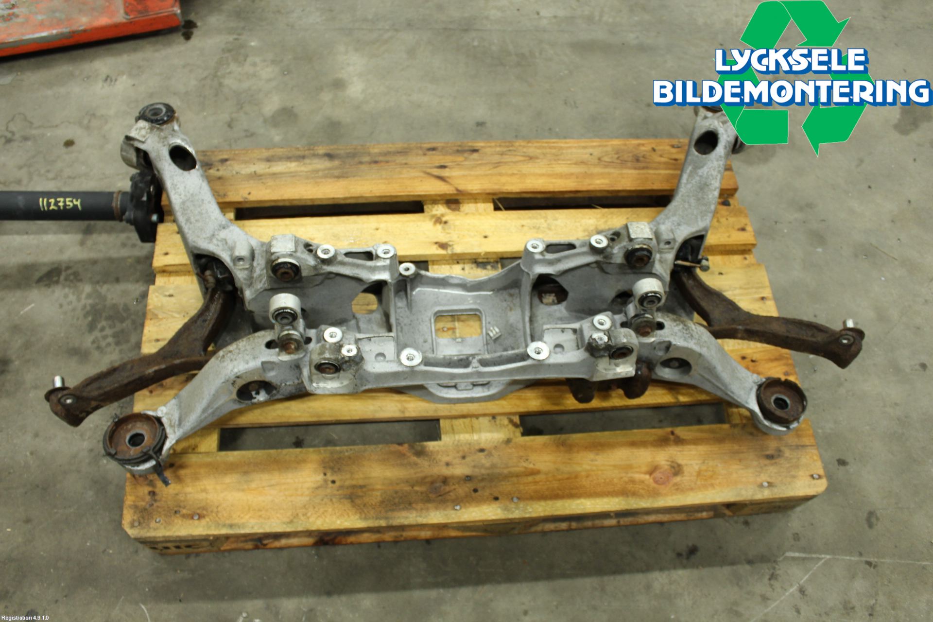 Volvo V70 05-08 Bakaxelbalk