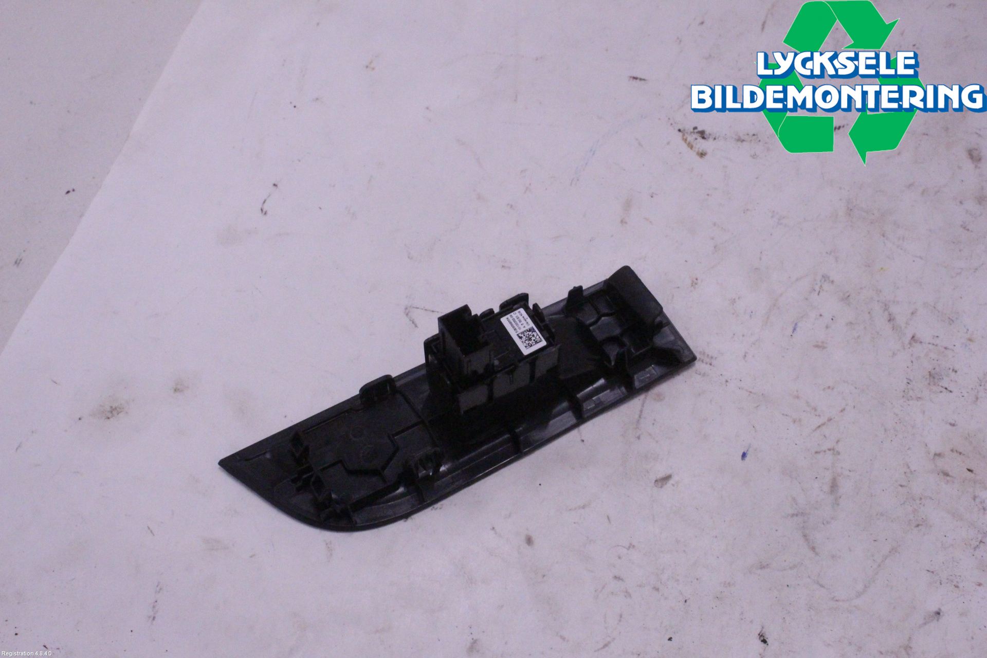 Skoda KAMIQ 20- Strömställare Elhiss