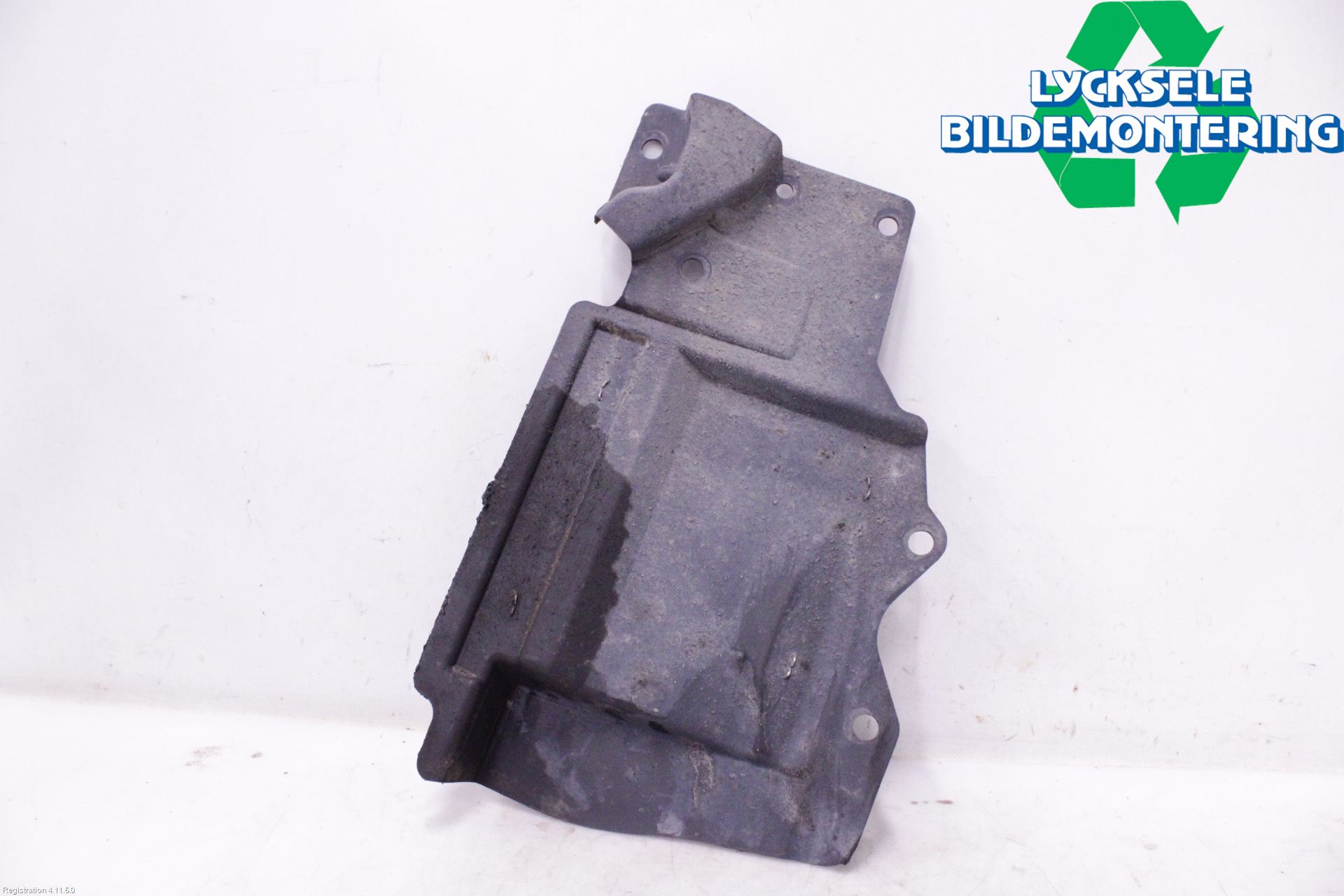 Nissan QASHQAI 10-14 Hasplåt Plåt-Plast