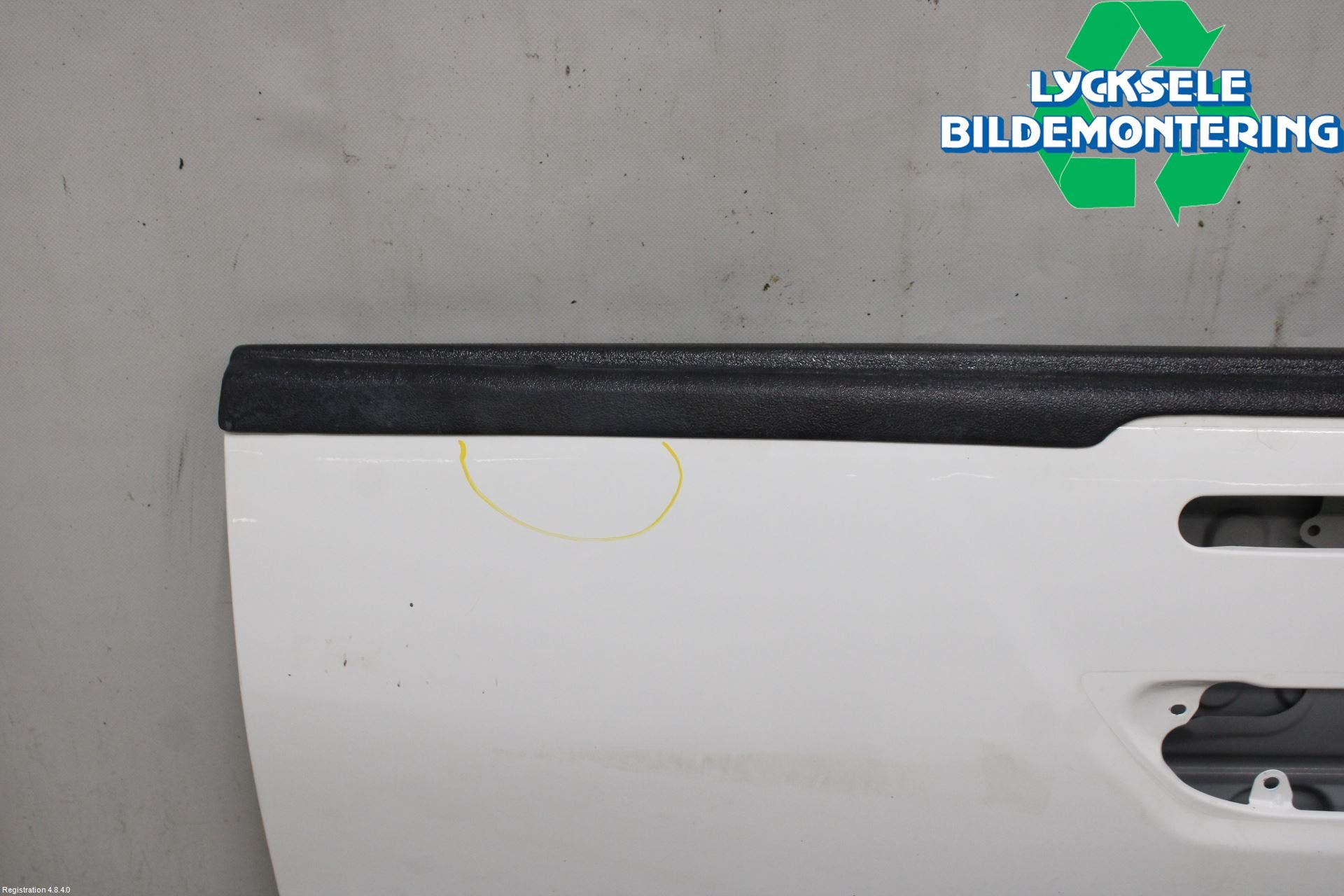 Toyota HILUX 16- Flakläm