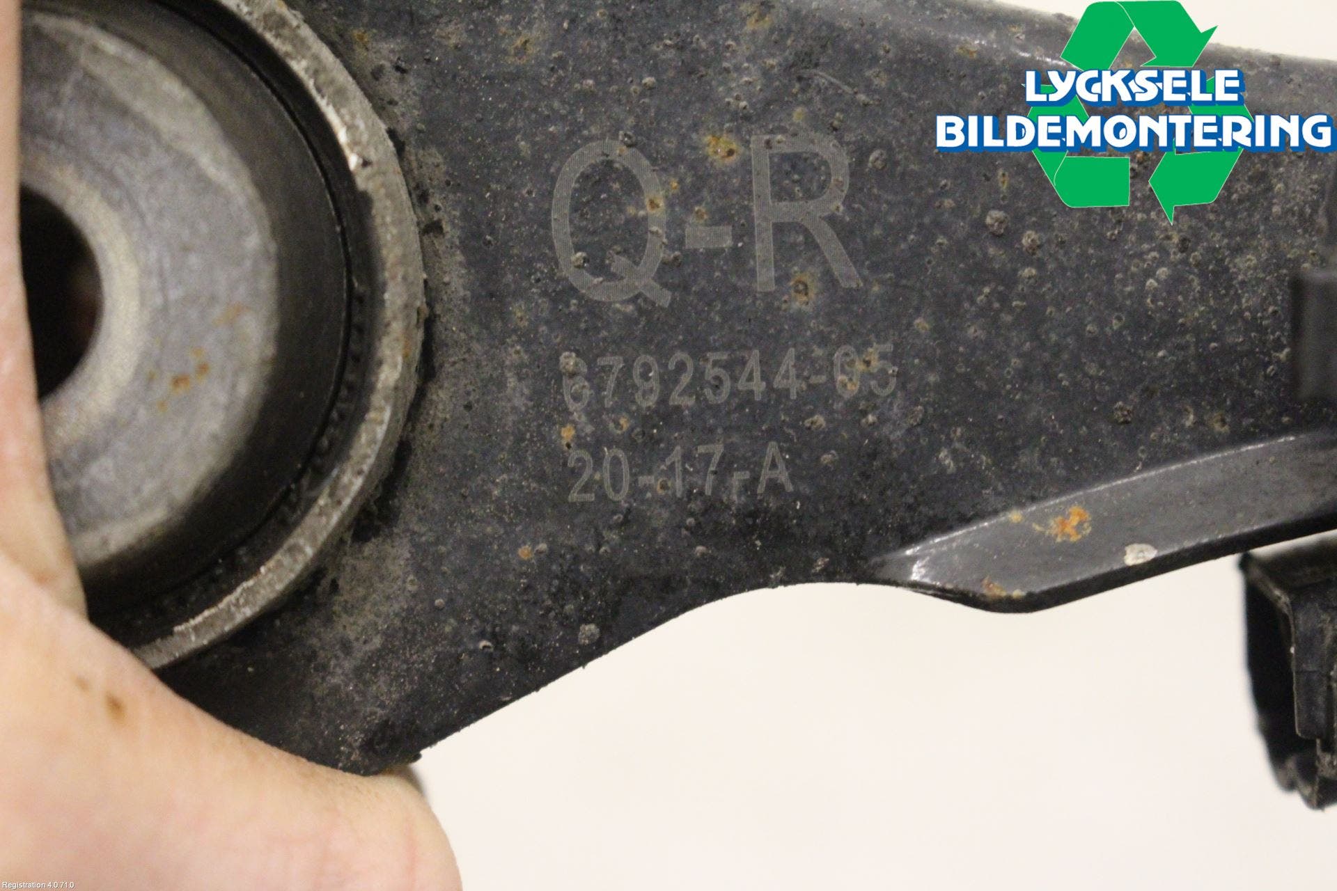 BMW 3 F30/F31/F80 12-19 Bärarm Bak Höger