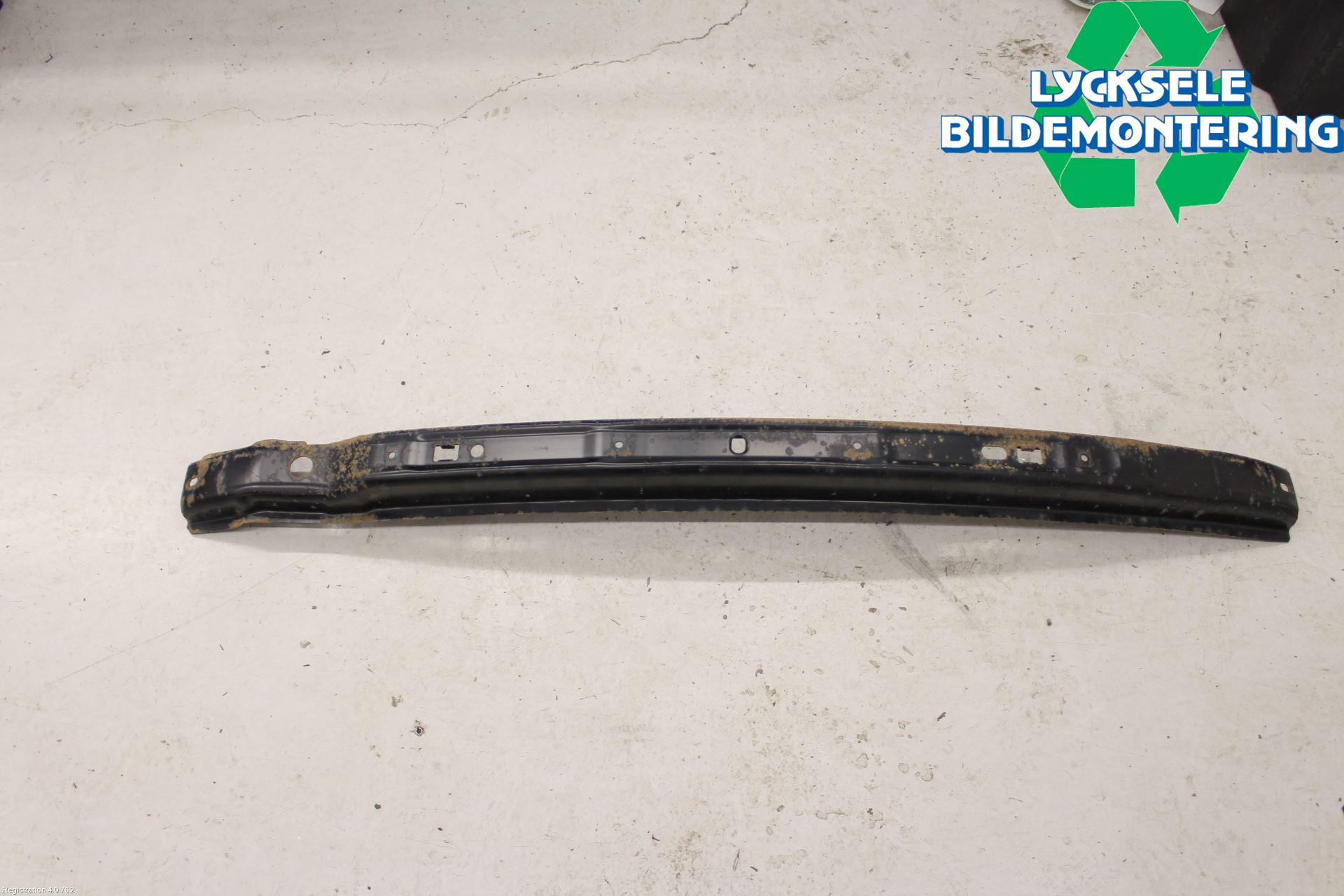 Volkswagen VW CADDY      04-10 Stötfångarbalk Bak