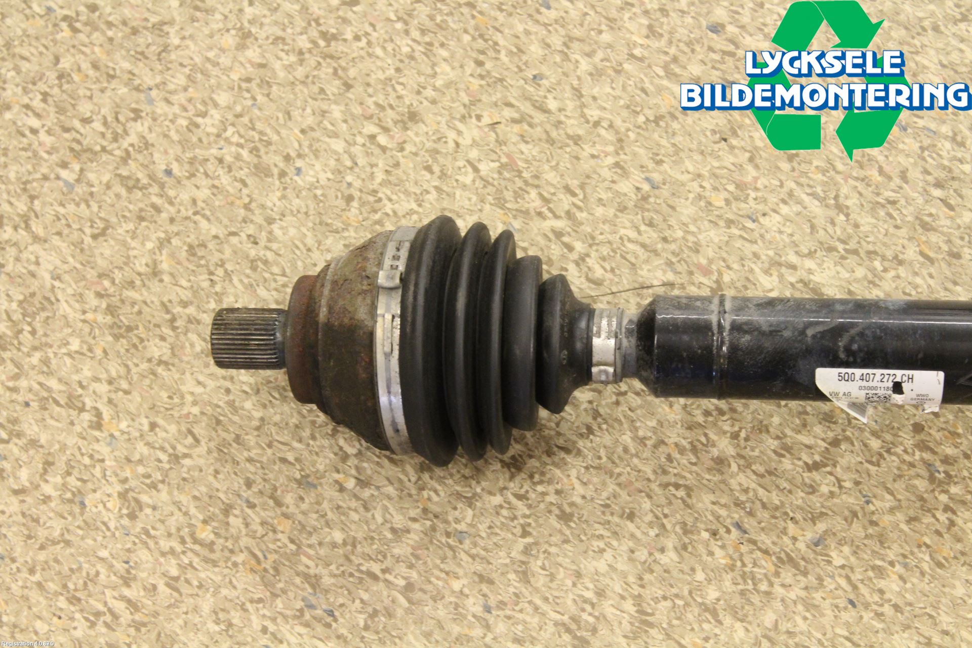 Volkswagen VW SCIROCCO 09-17 Drivaxel Fram Höger