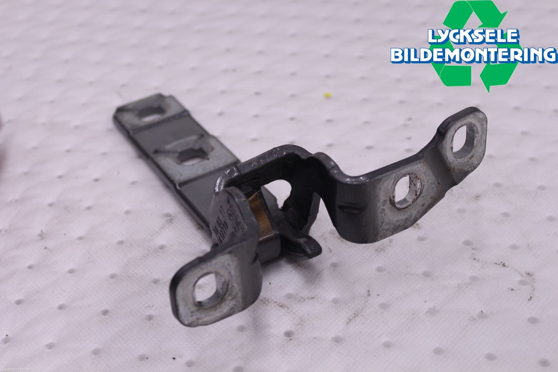 BMW X5 F15 13-18 Bakluckegångjärn Hö