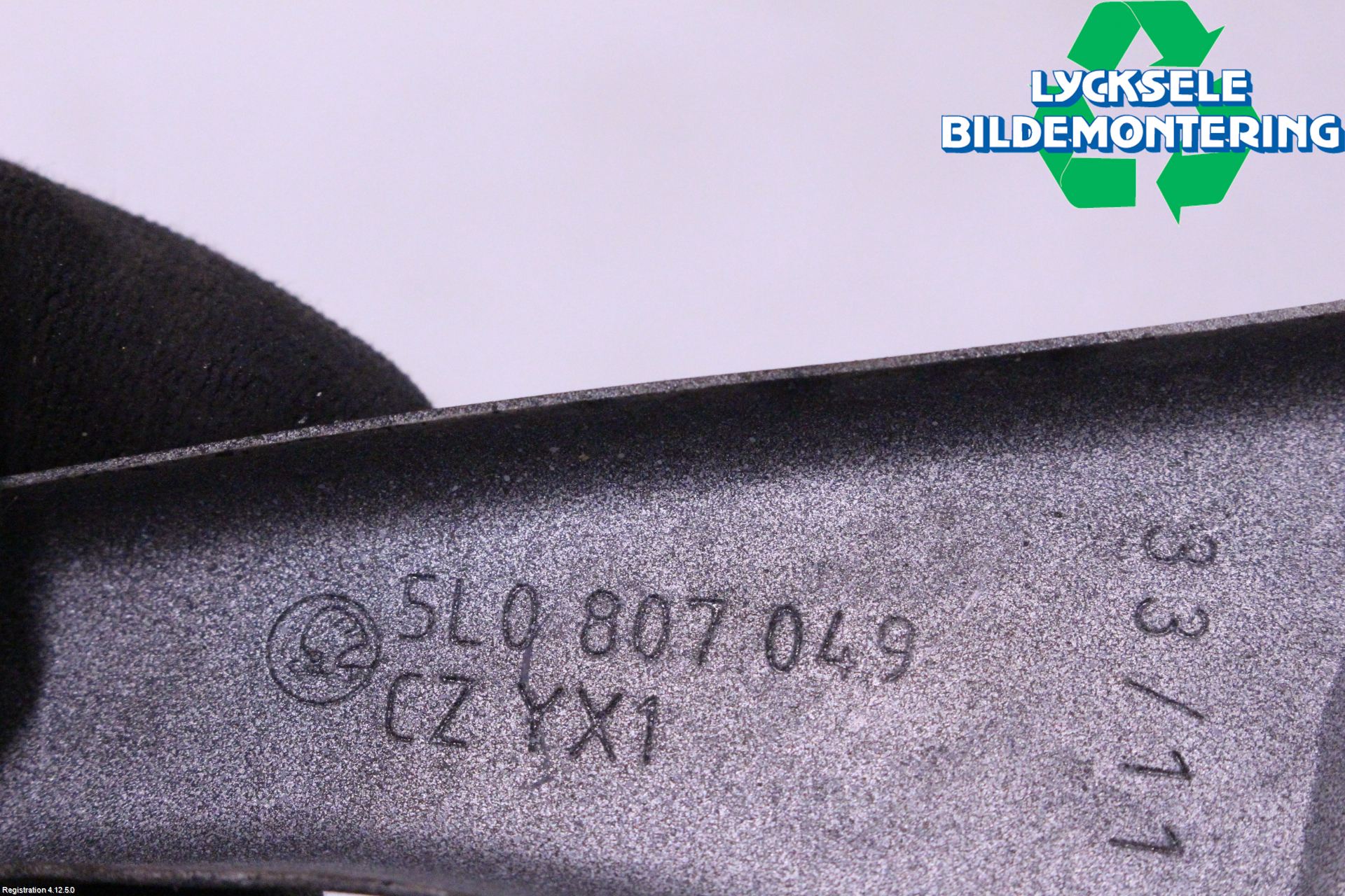 Skoda YETI Stötfångarfäste Fram Vä