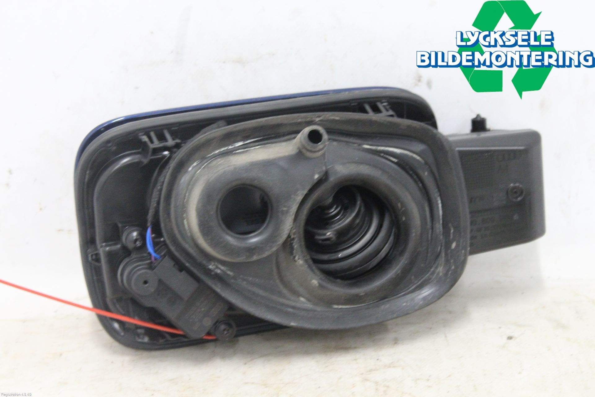 Audi A4/S4 B9 16-19 Tanklucka