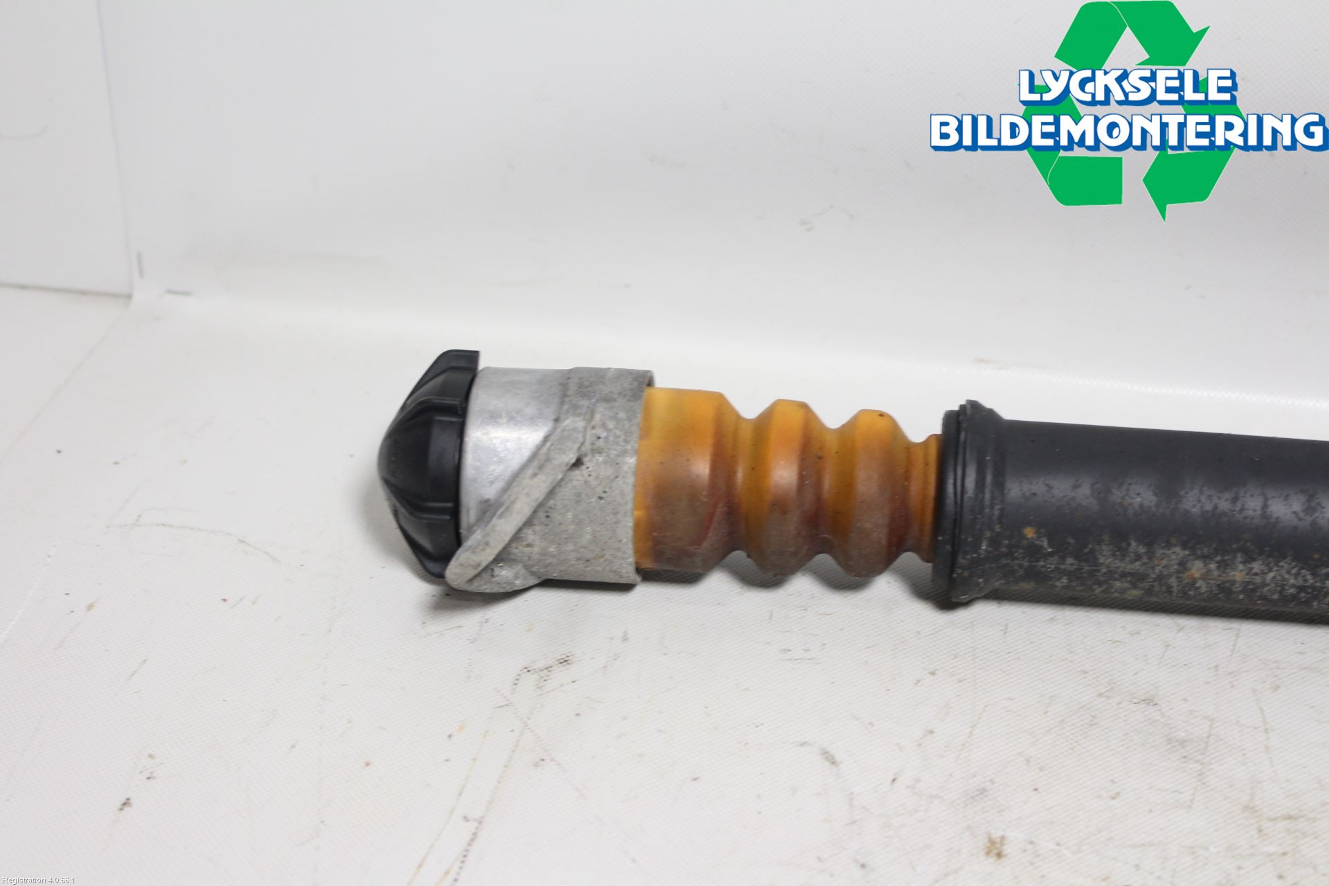 Volkswagen VW POLO 10-17 Stötdämpare Bak