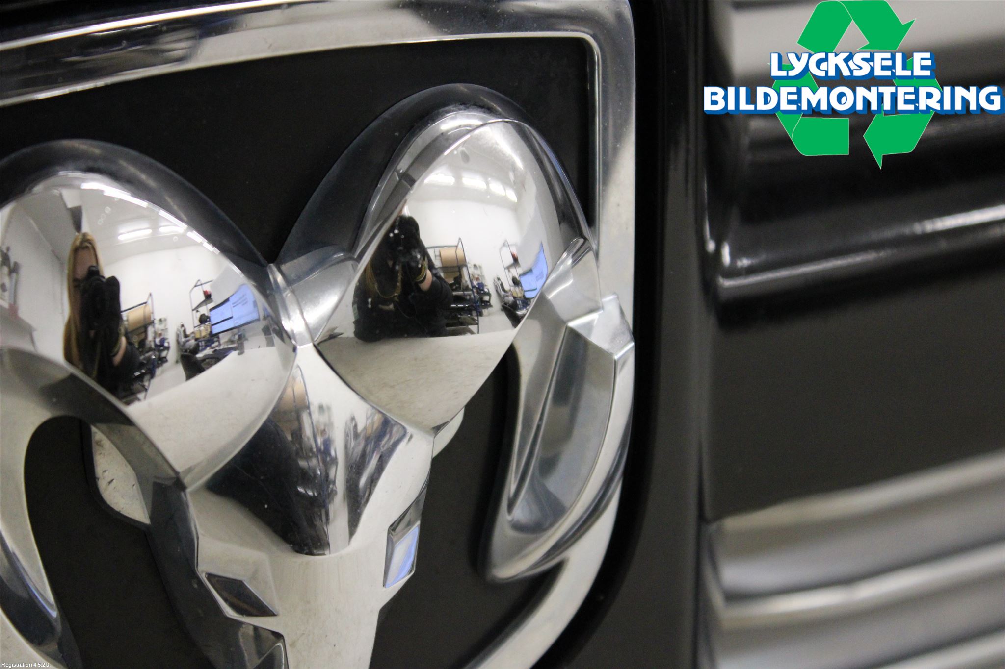 Dodge PICK UP RAM 81- Grill Komp