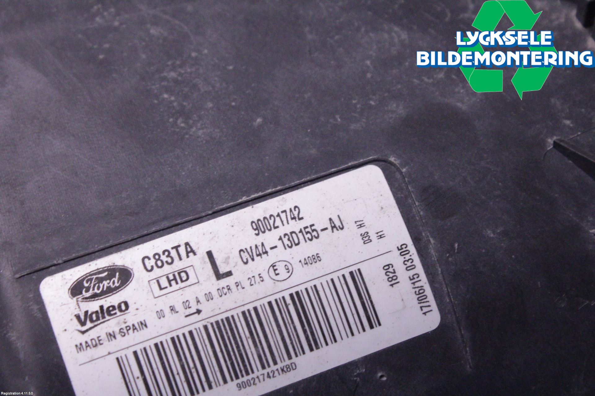 Ford KUGA 13-16 Strålkastare Vänster