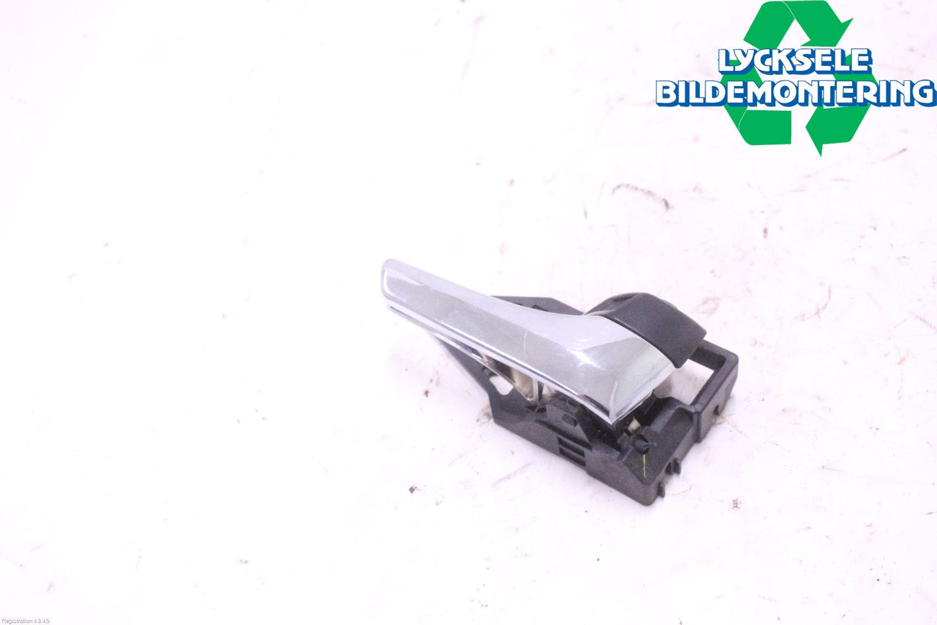 Toyota HILUX 16- Dörrhandtag Inre Hö