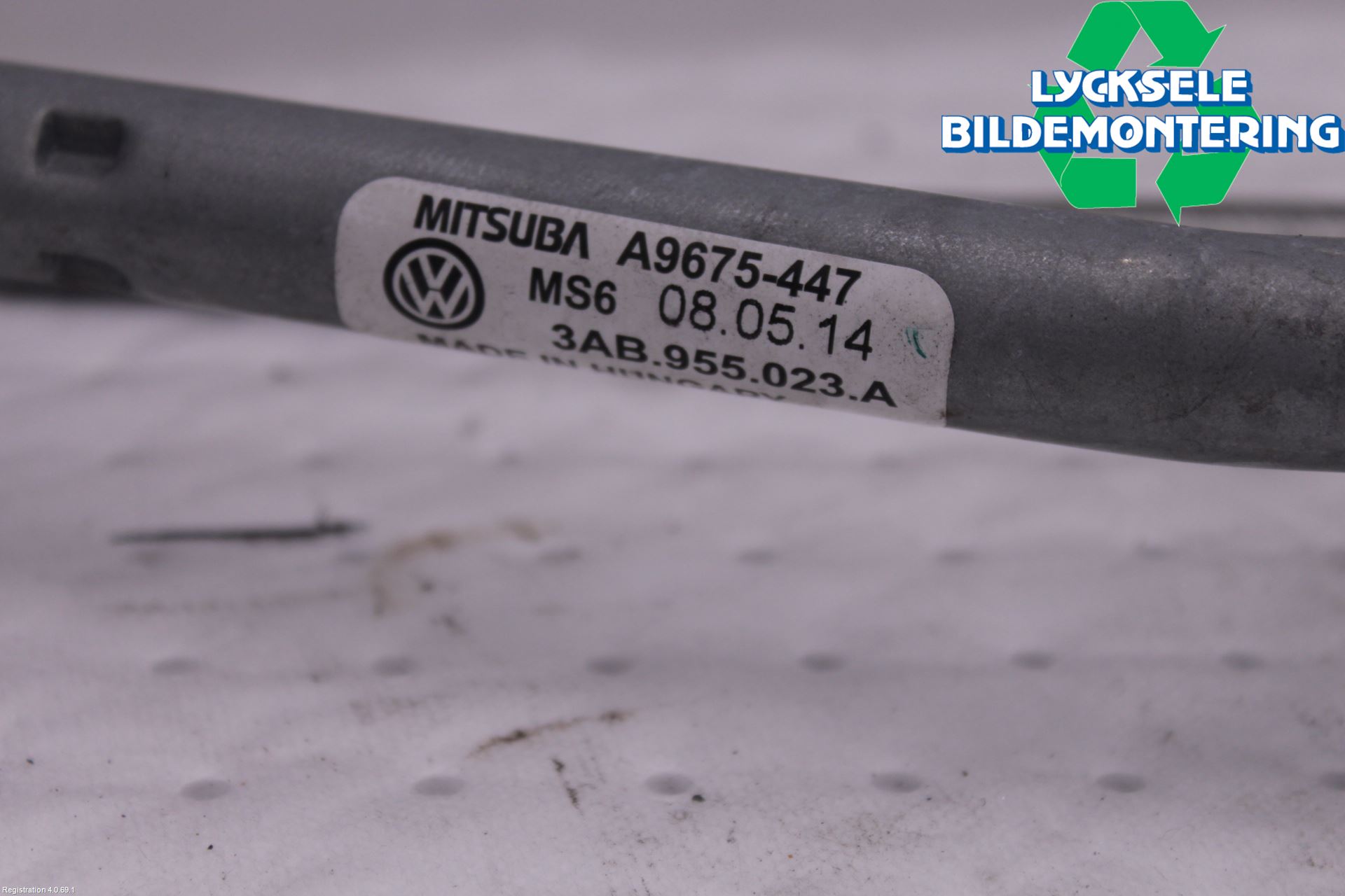 Volkswagen VW PASSAT 11-14 Torkarmotor Vindruta