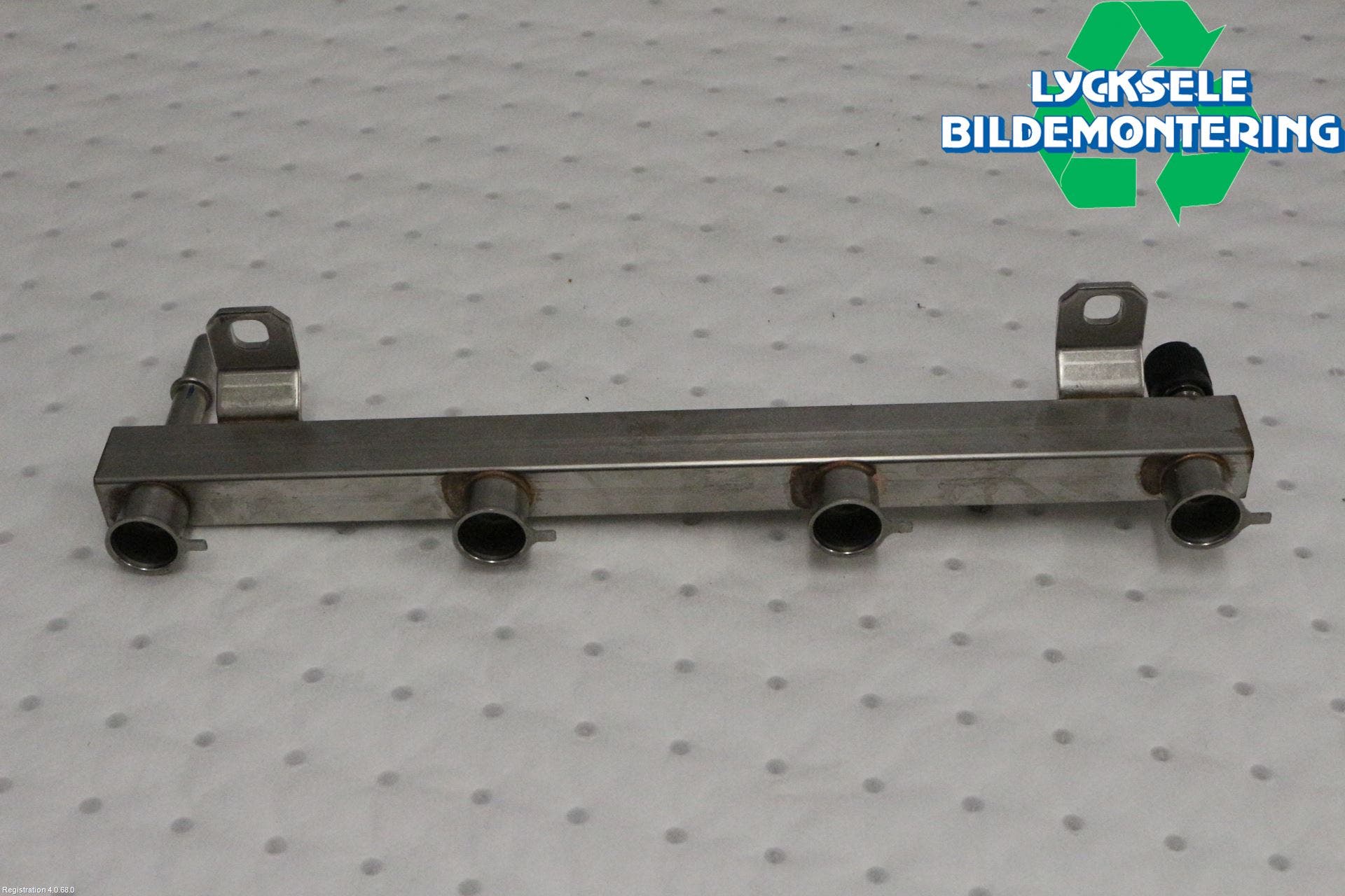 Opel CORSA E 15-19 Inj. Fuelrail