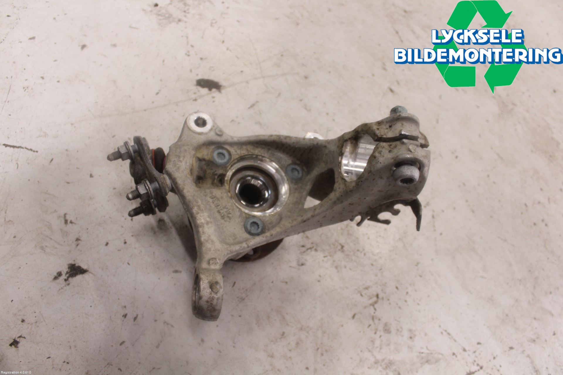 Volkswagen VW TIGUAN 16-24 Styrspindel Lagerhus Hö