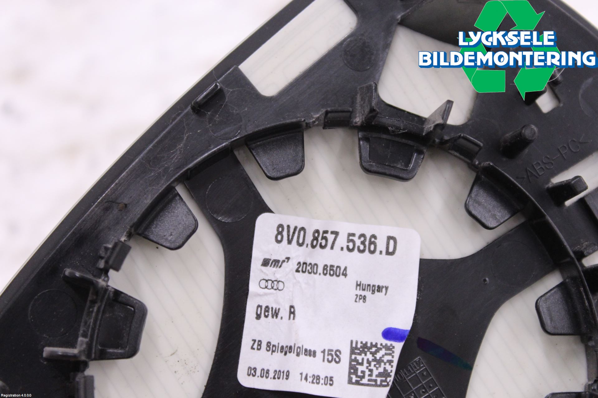 Audi A3/S3 8V 13-20 Spegelglas Hö