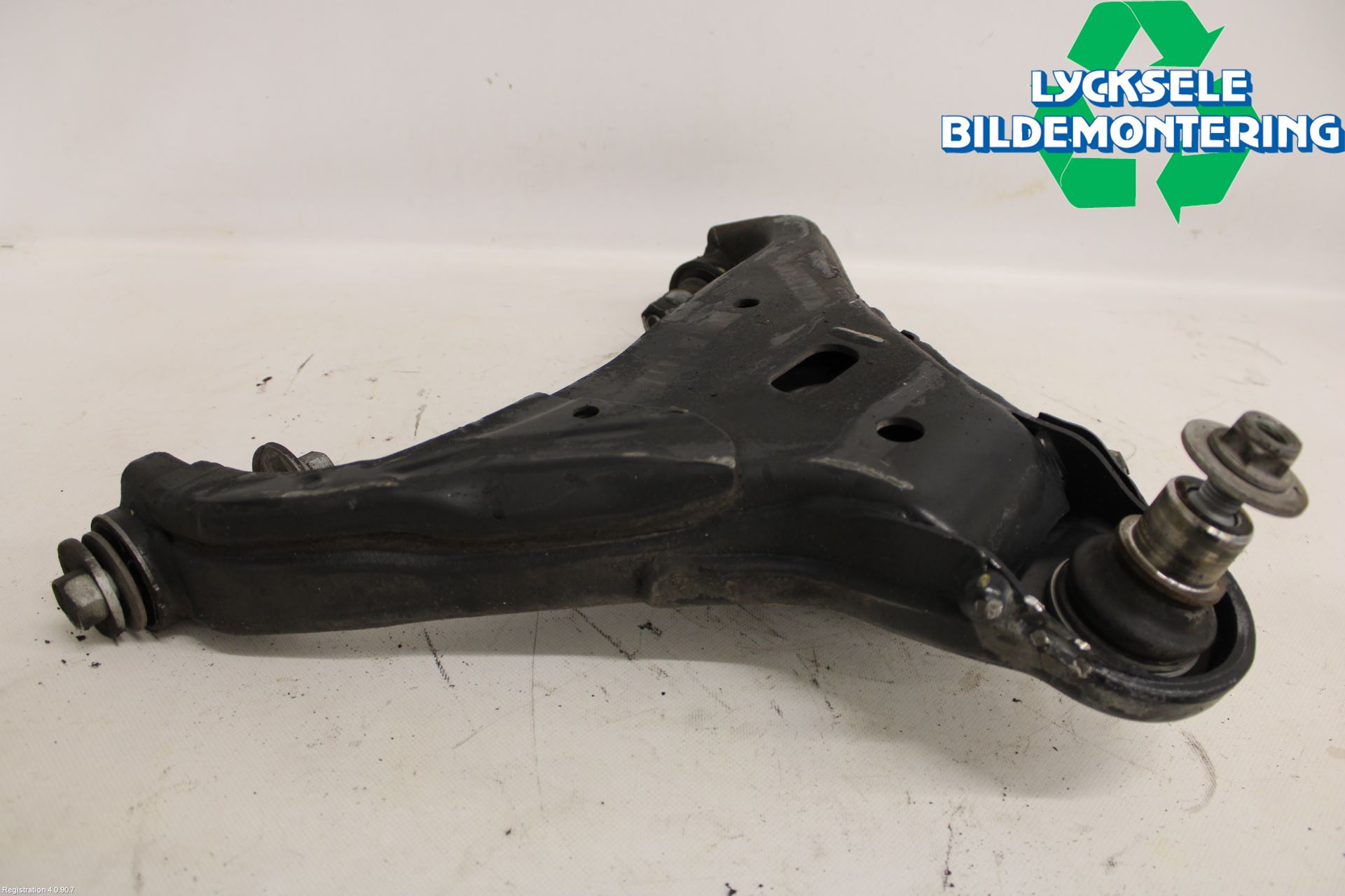 Ford RANGER 22- Bärarm Fram Undre Vä