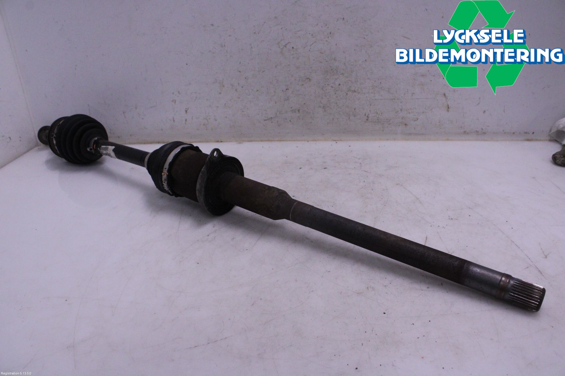 Volvo V90 17->> Drivaxel Fram Höger