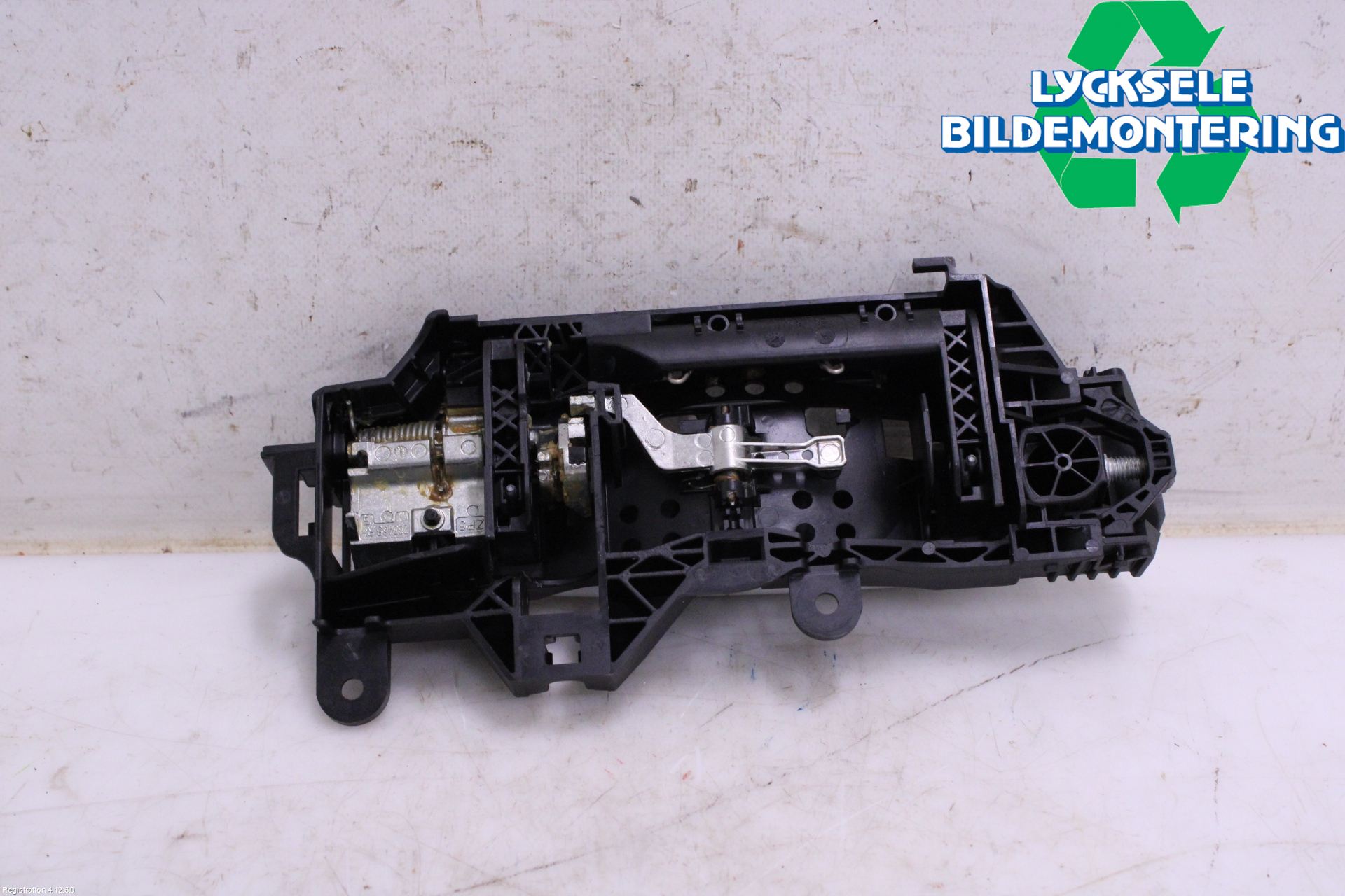 Audi A4/S4 B9 20- Dörrhandtag Yttre Hö