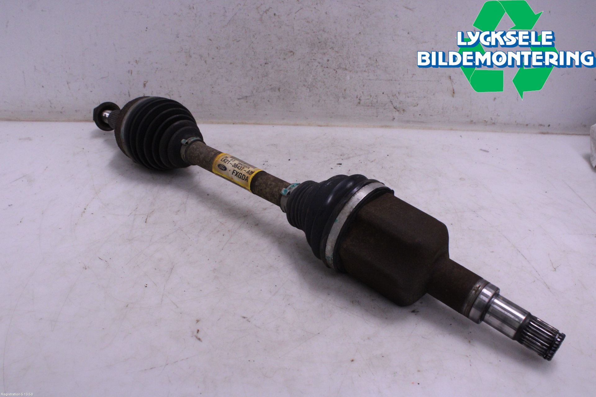 Ford TRANSIT/TOURNEO CUSTOM 13-24 Drivaxel Fram Vänster