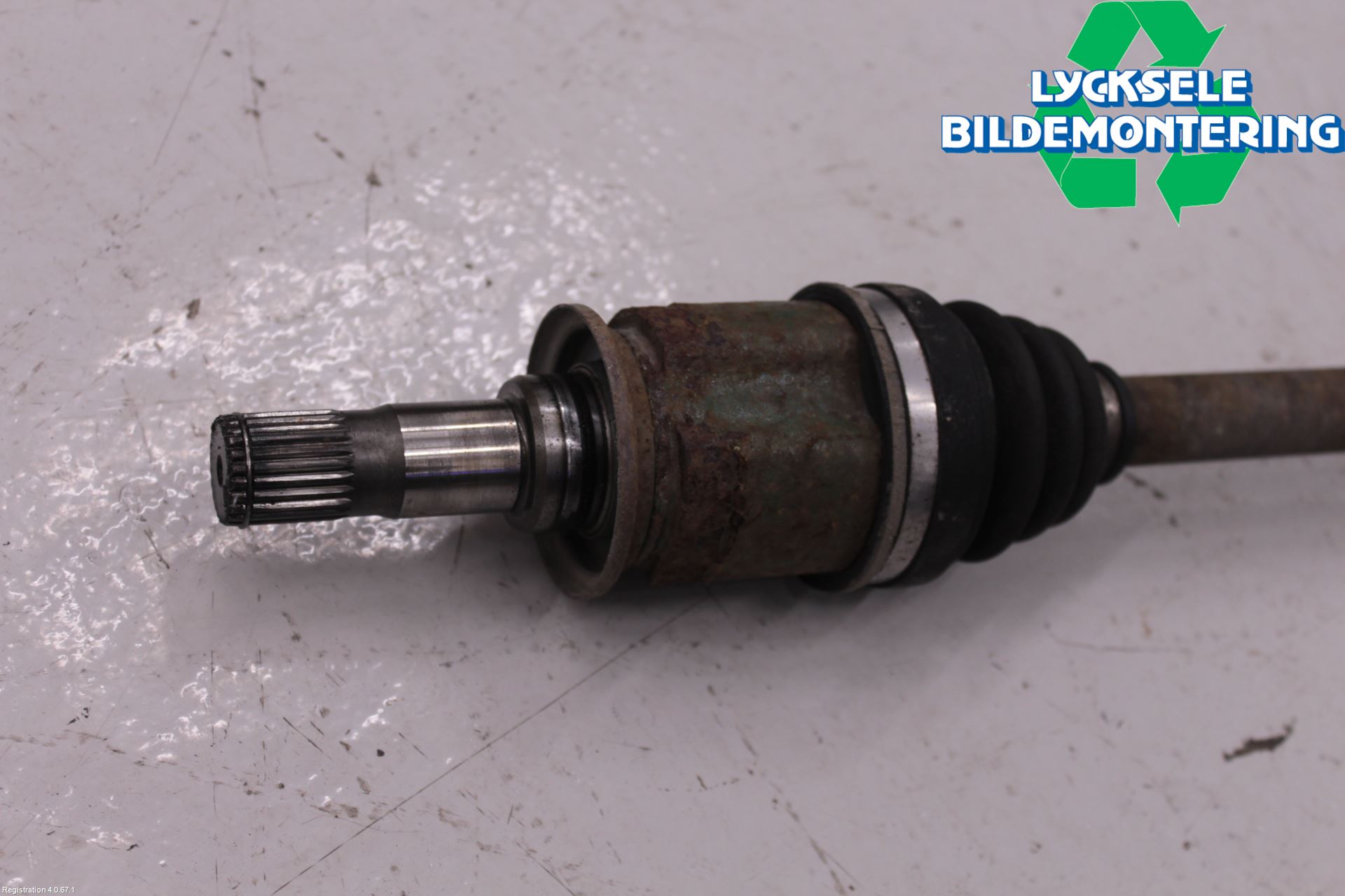 Mitsubishi OUTLANDER 07-12 Drivaxel Bak Höger