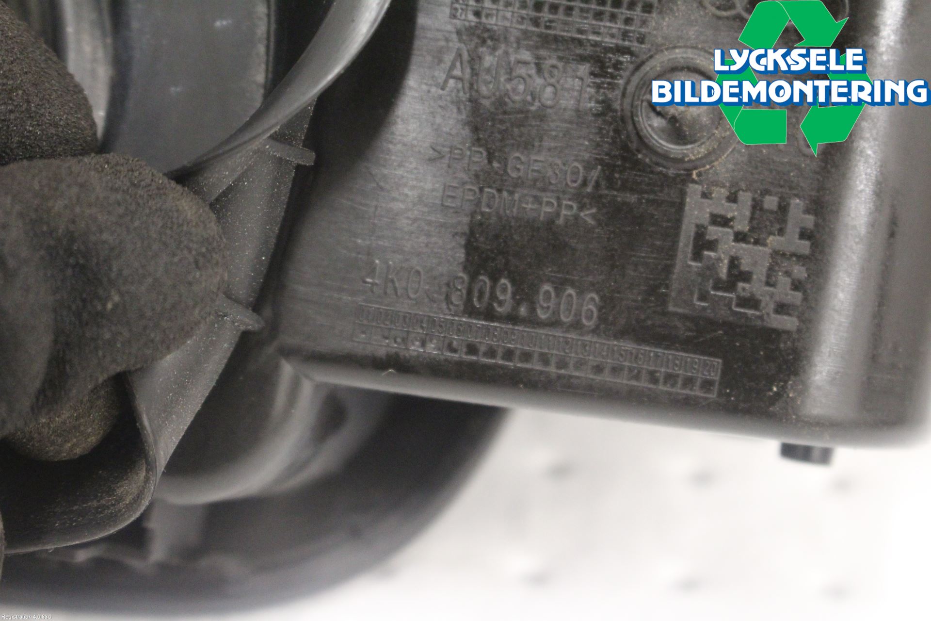 Audi A6 F2/C8 19- Bränsletankslock