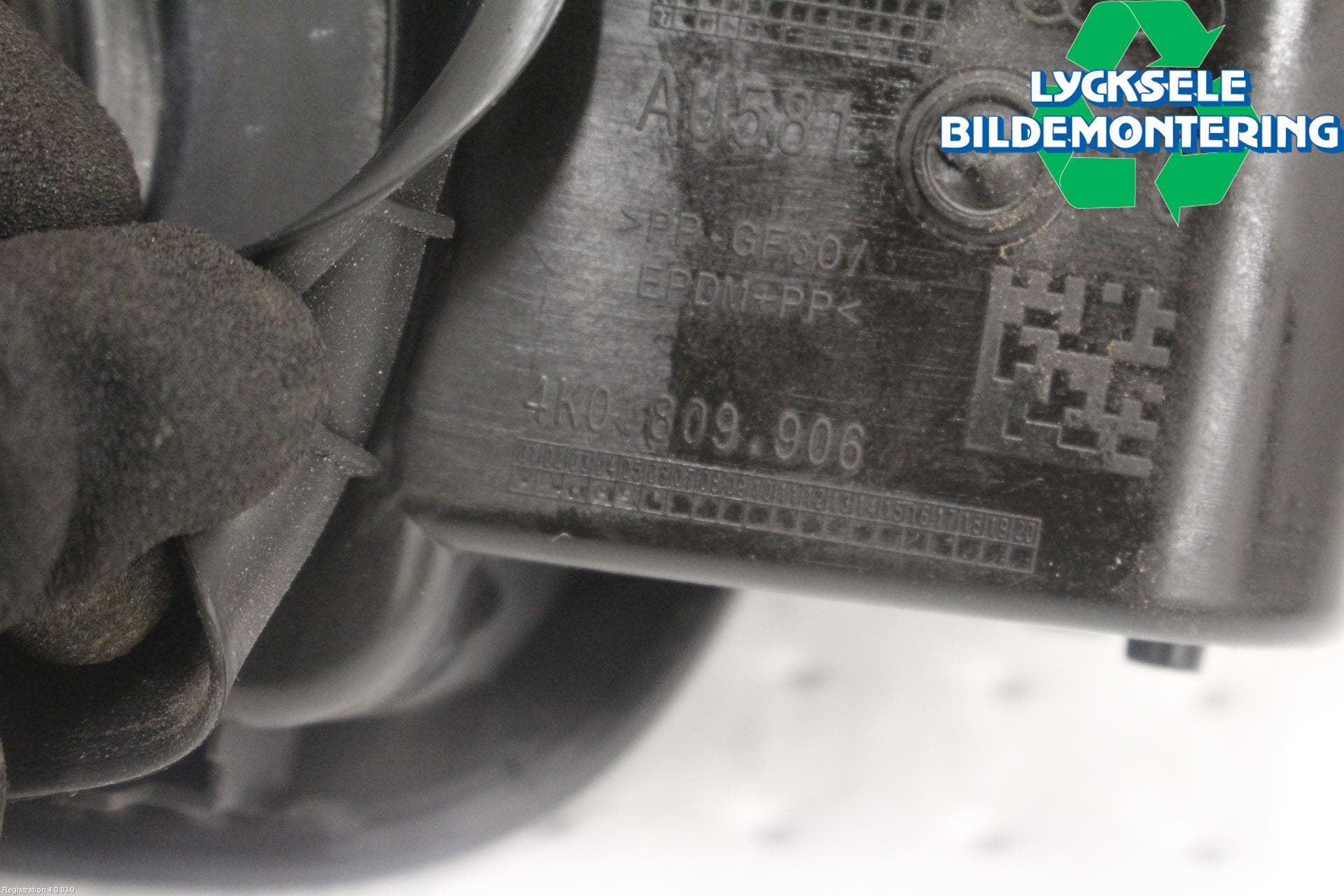 Audi A6 F2/C8 19- Bränsletankslock