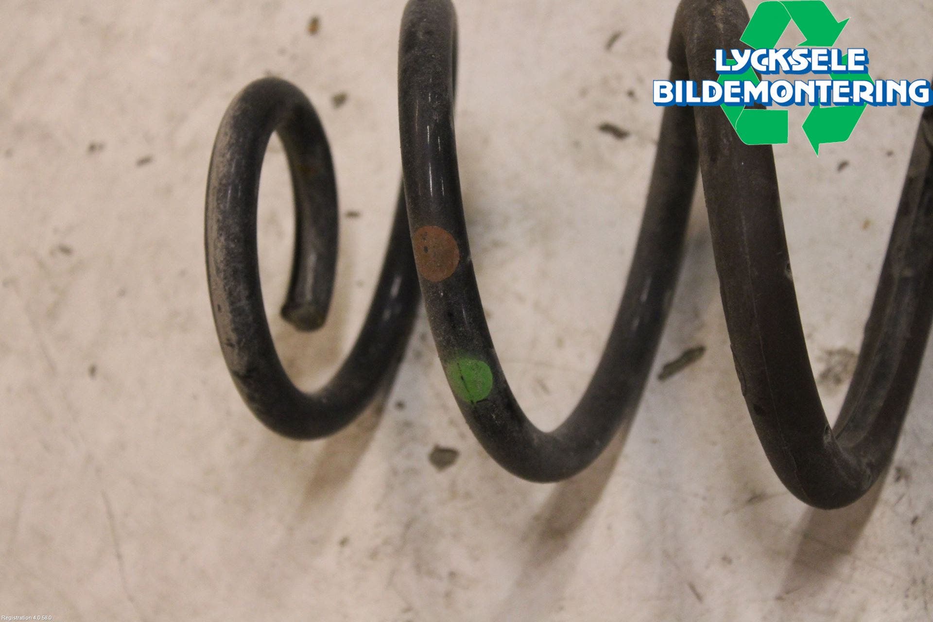 Toyota C-HR 16-23 Fjäder Bak